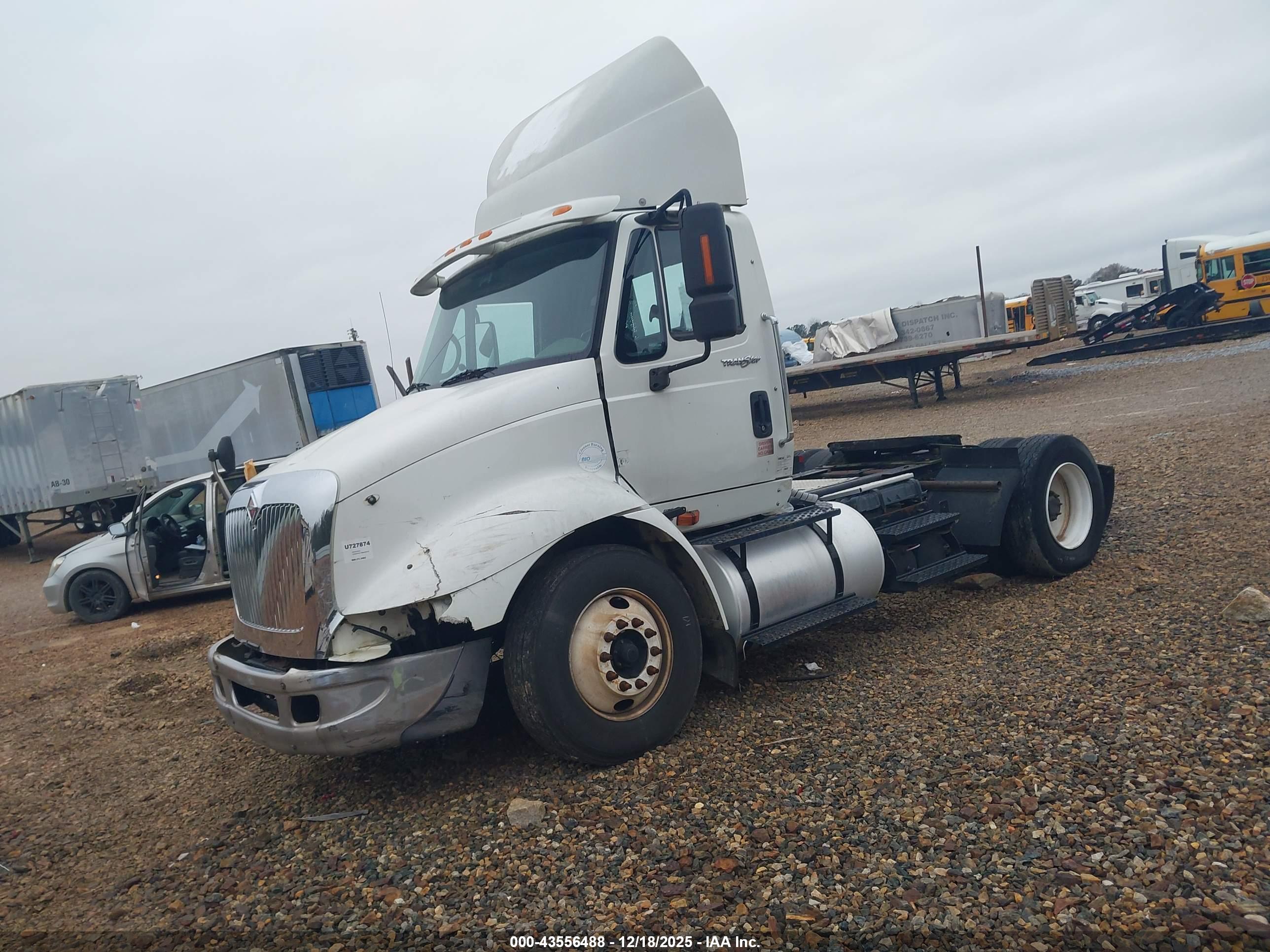 INTERNATIONAL 8000 image 2