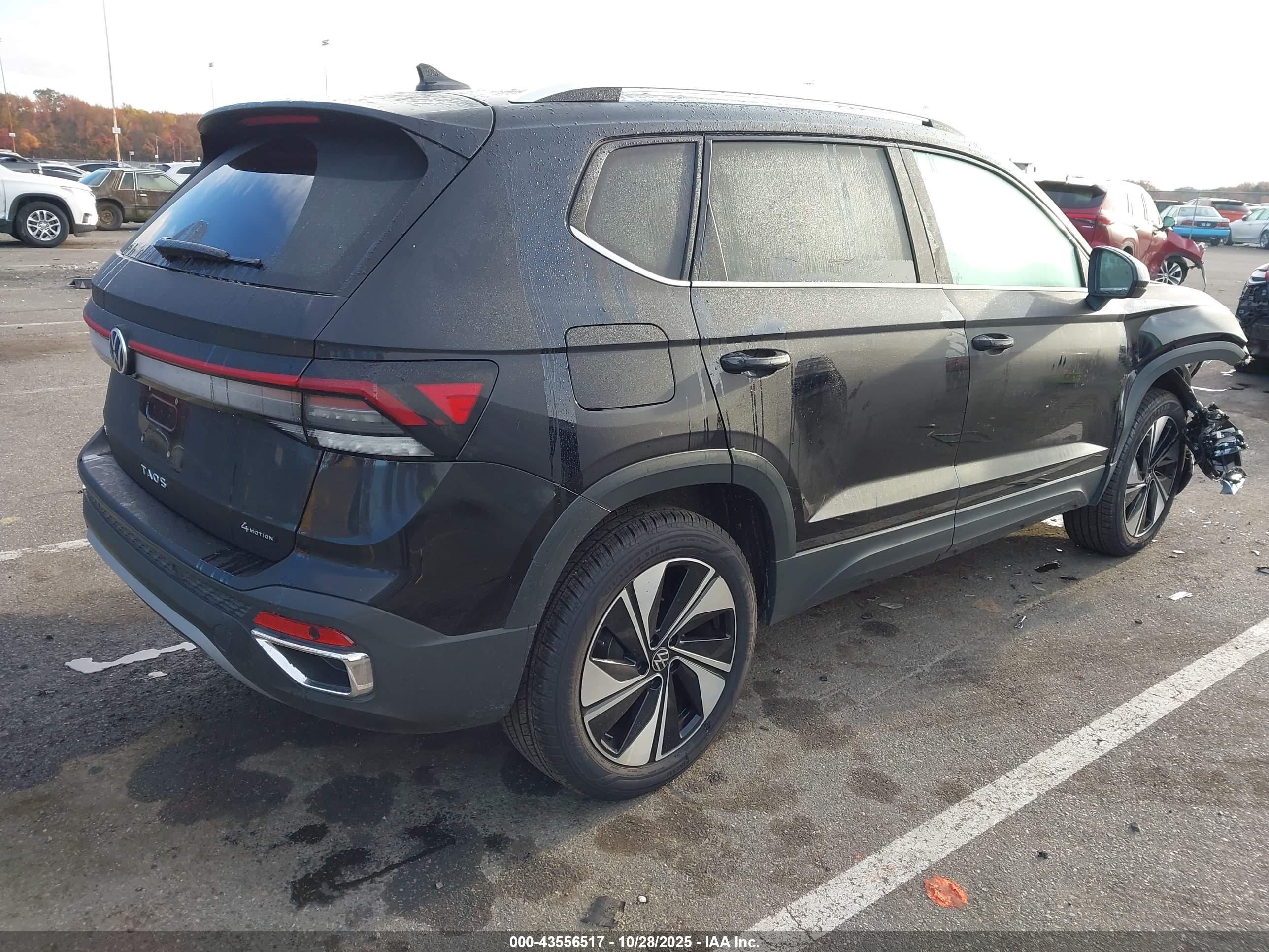 VOLKSWAGEN TAOS image 4