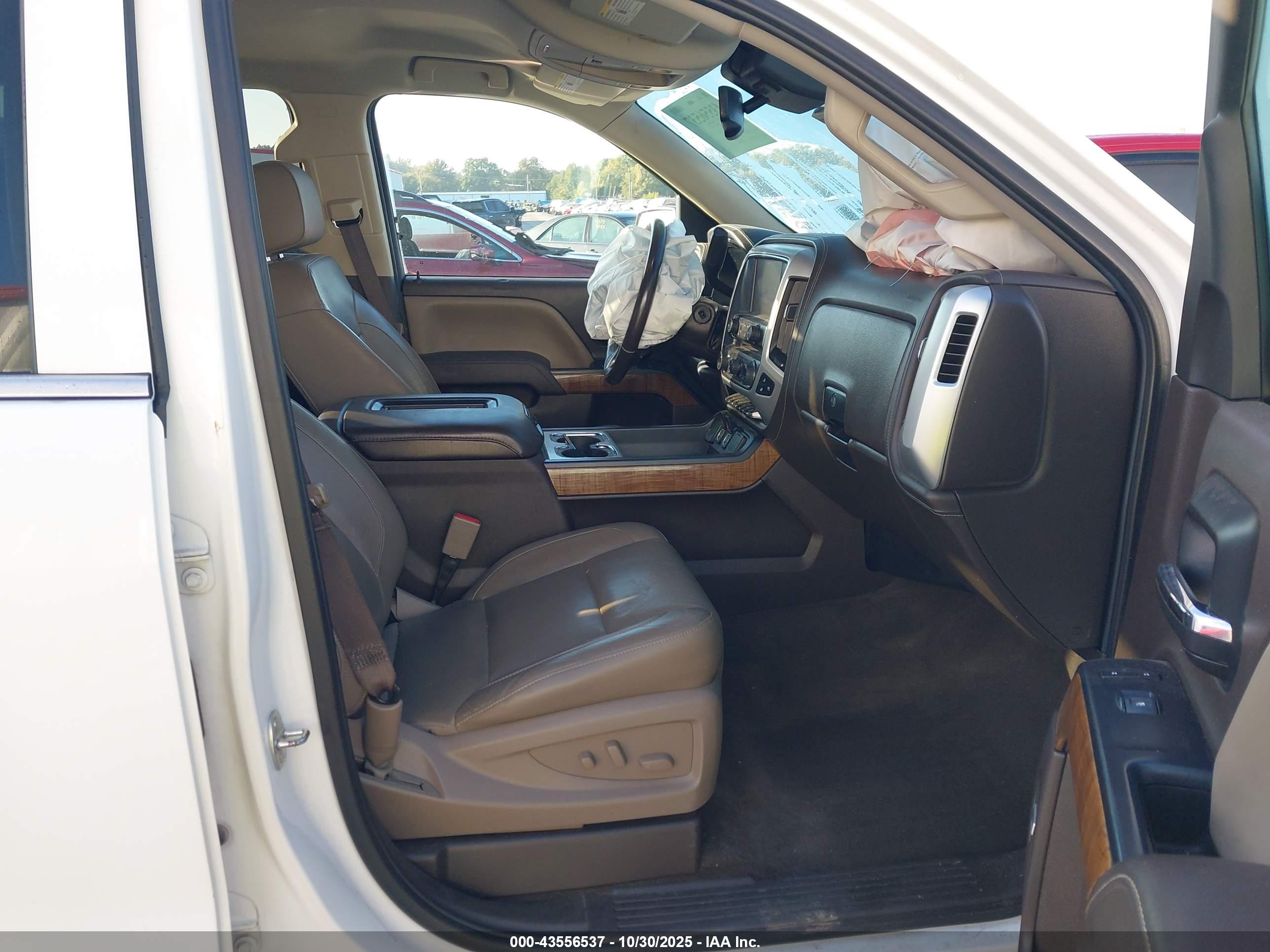 GMC SIERRA image 5