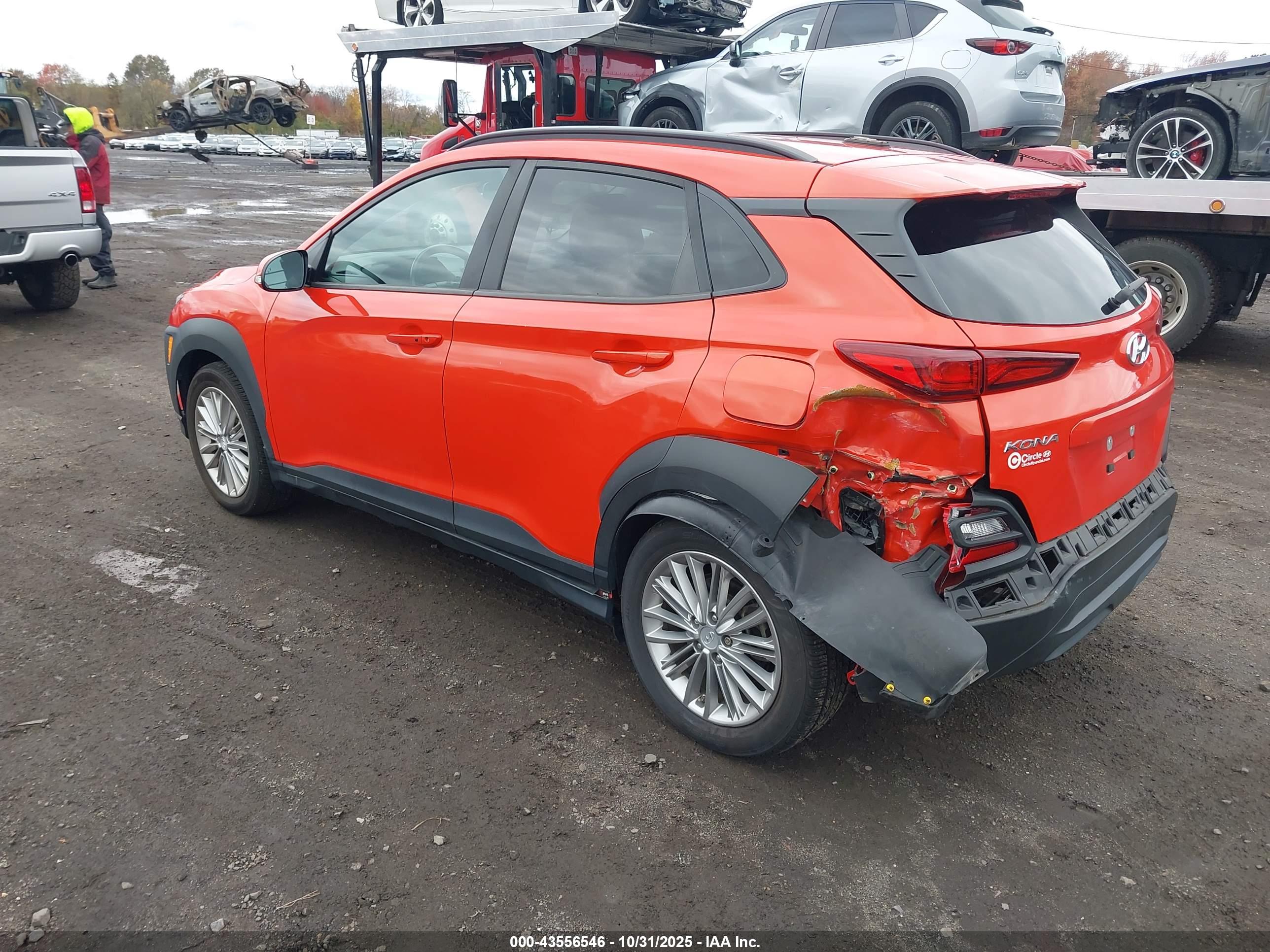 HYUNDAI KONA image 6