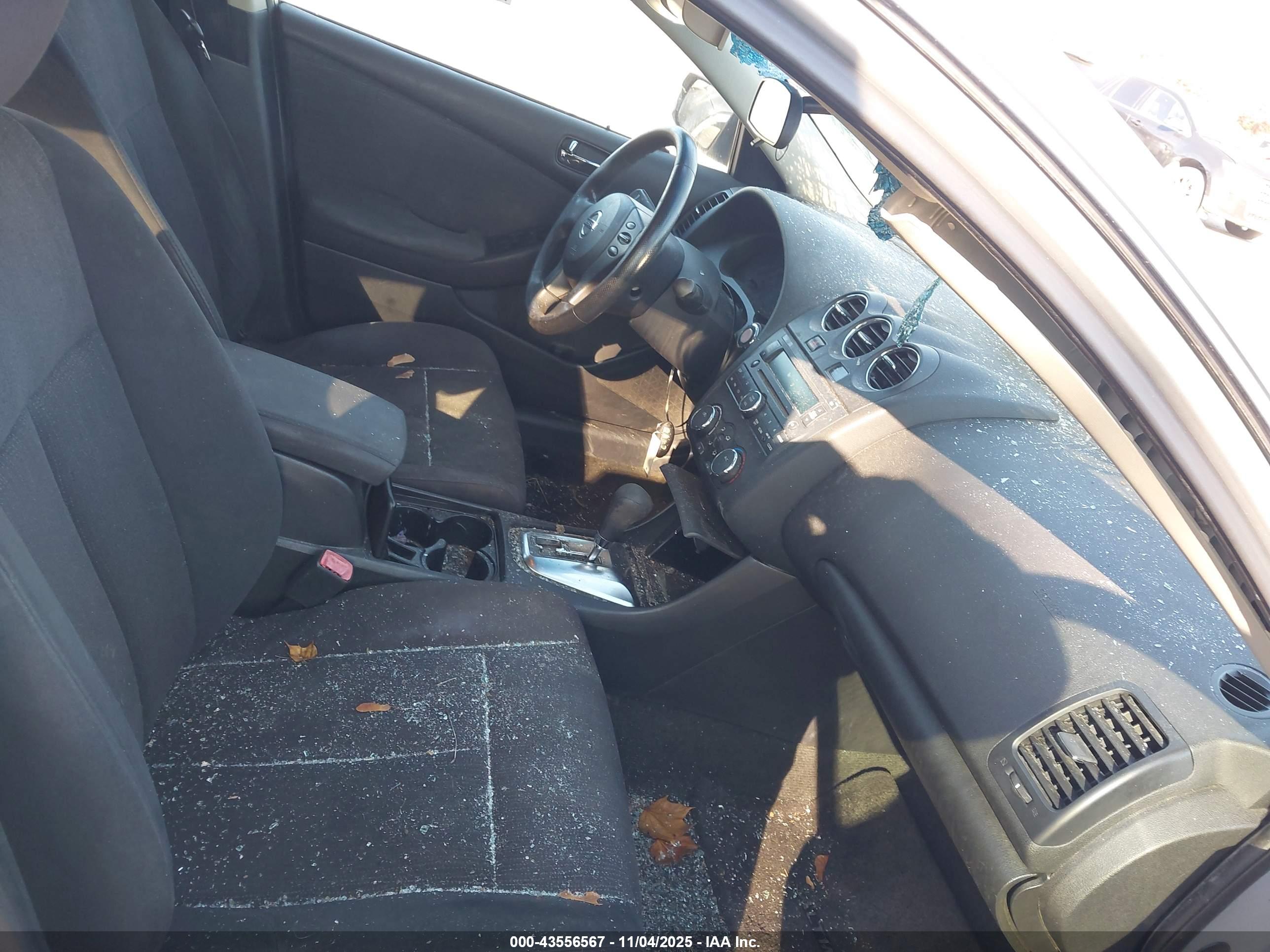 NISSAN ALTIMA image 5