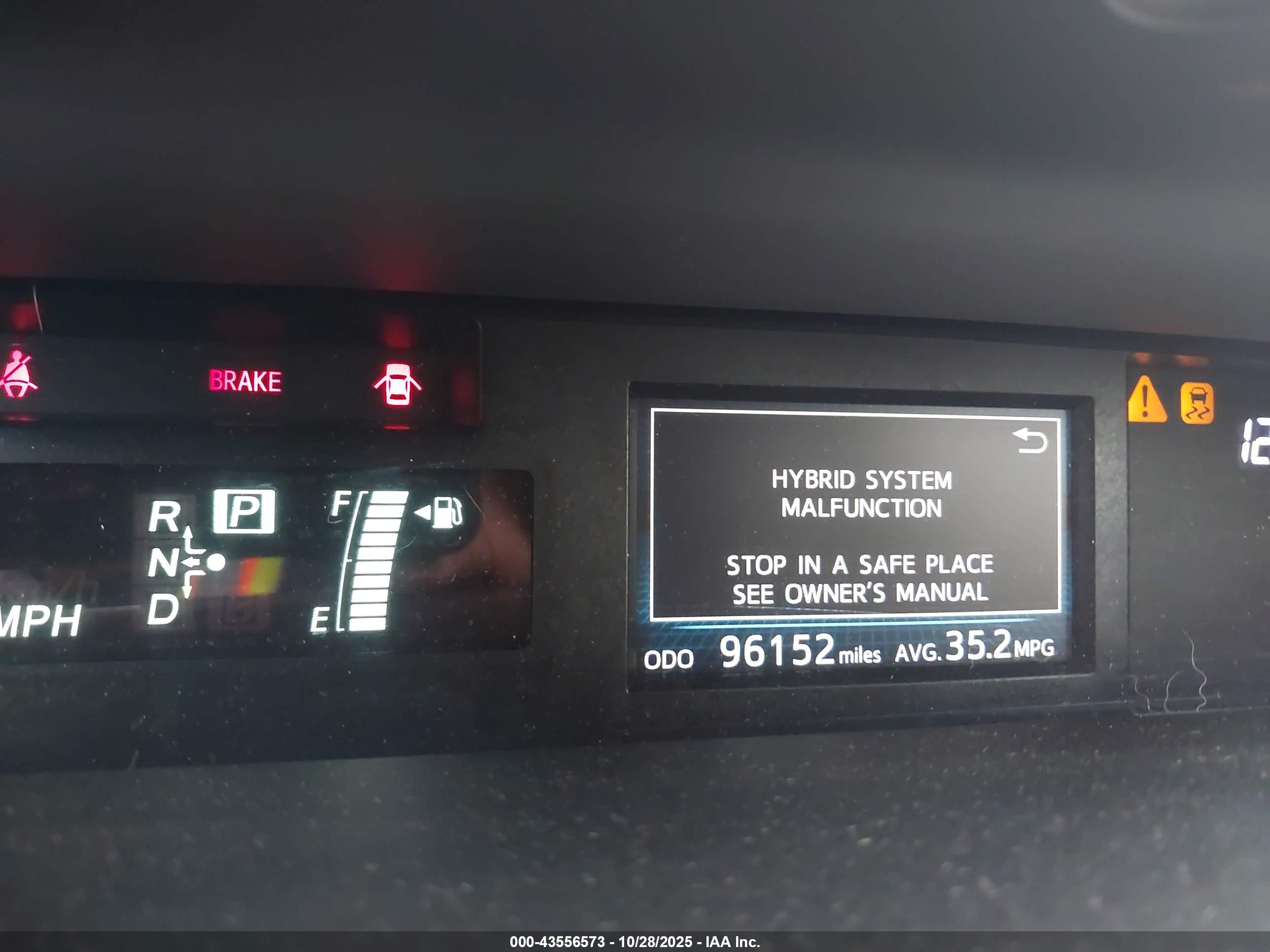 TOYOTA PRIUS image 7