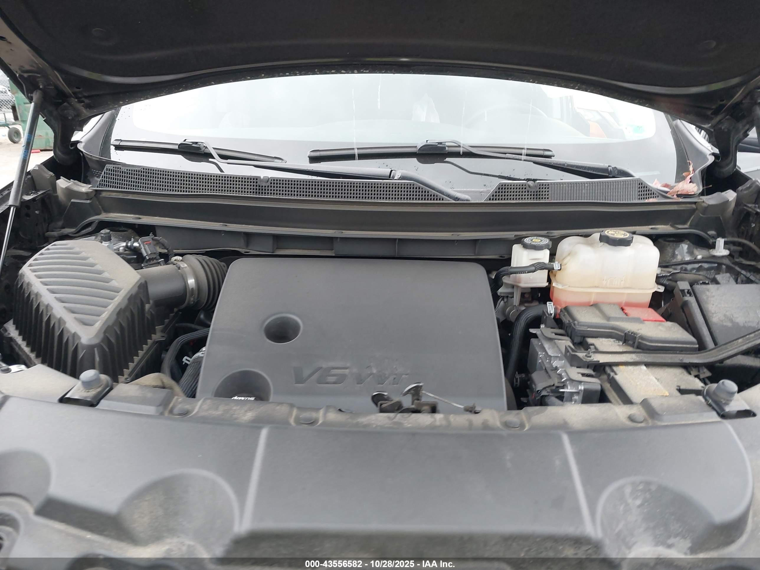 CHEVROLET TRAVERSE image 10