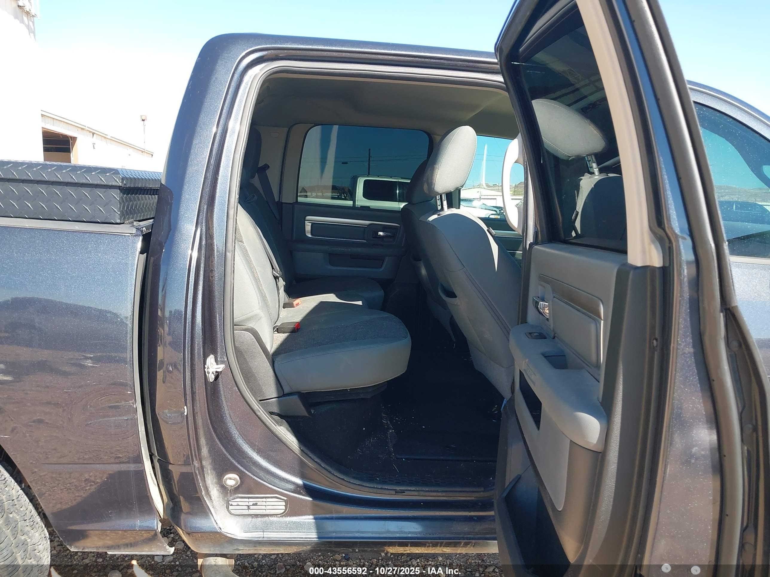 RAM 1500 image 8