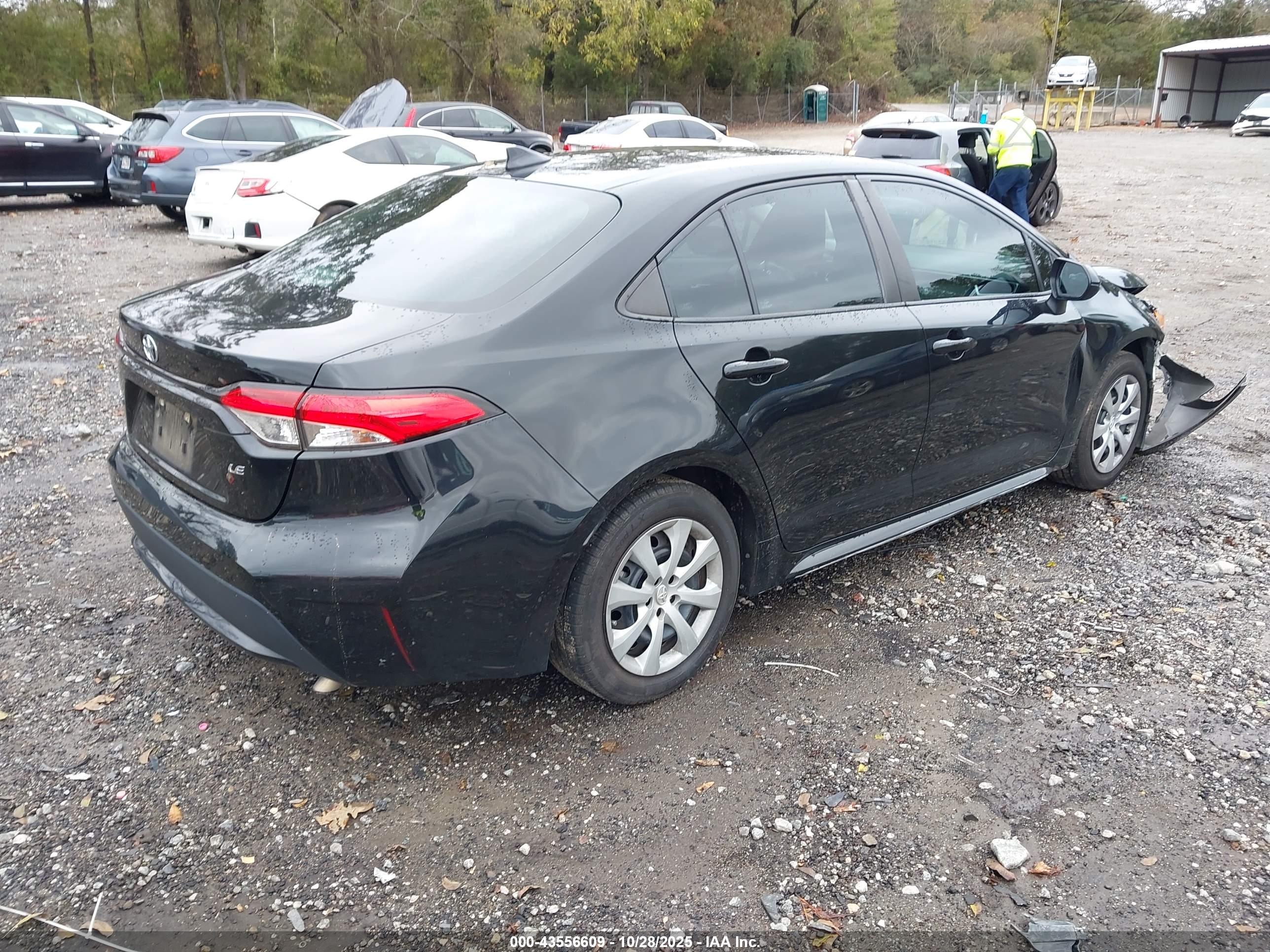 TOYOTA COROLLA image 4