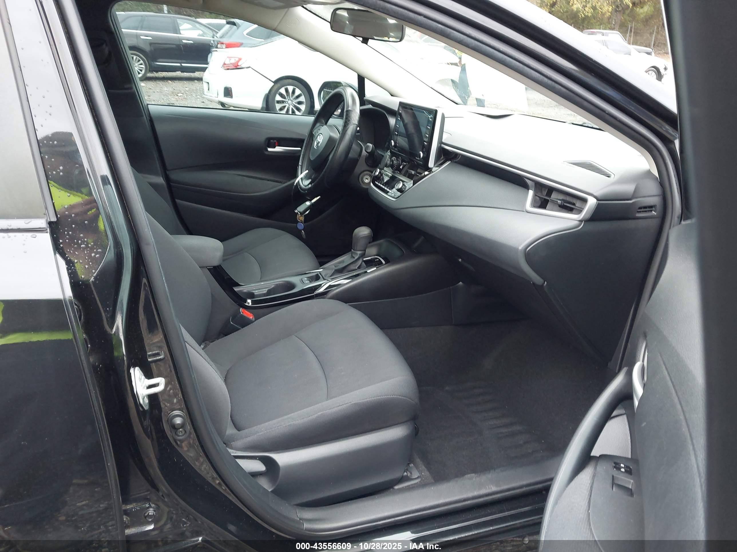 TOYOTA COROLLA image 5