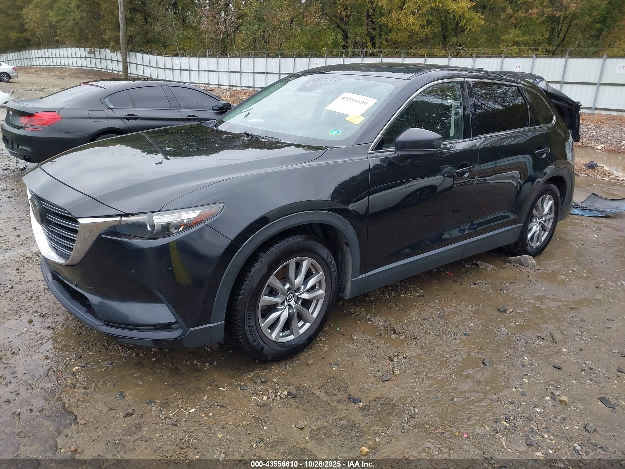 MAZDA CX-9 image 2