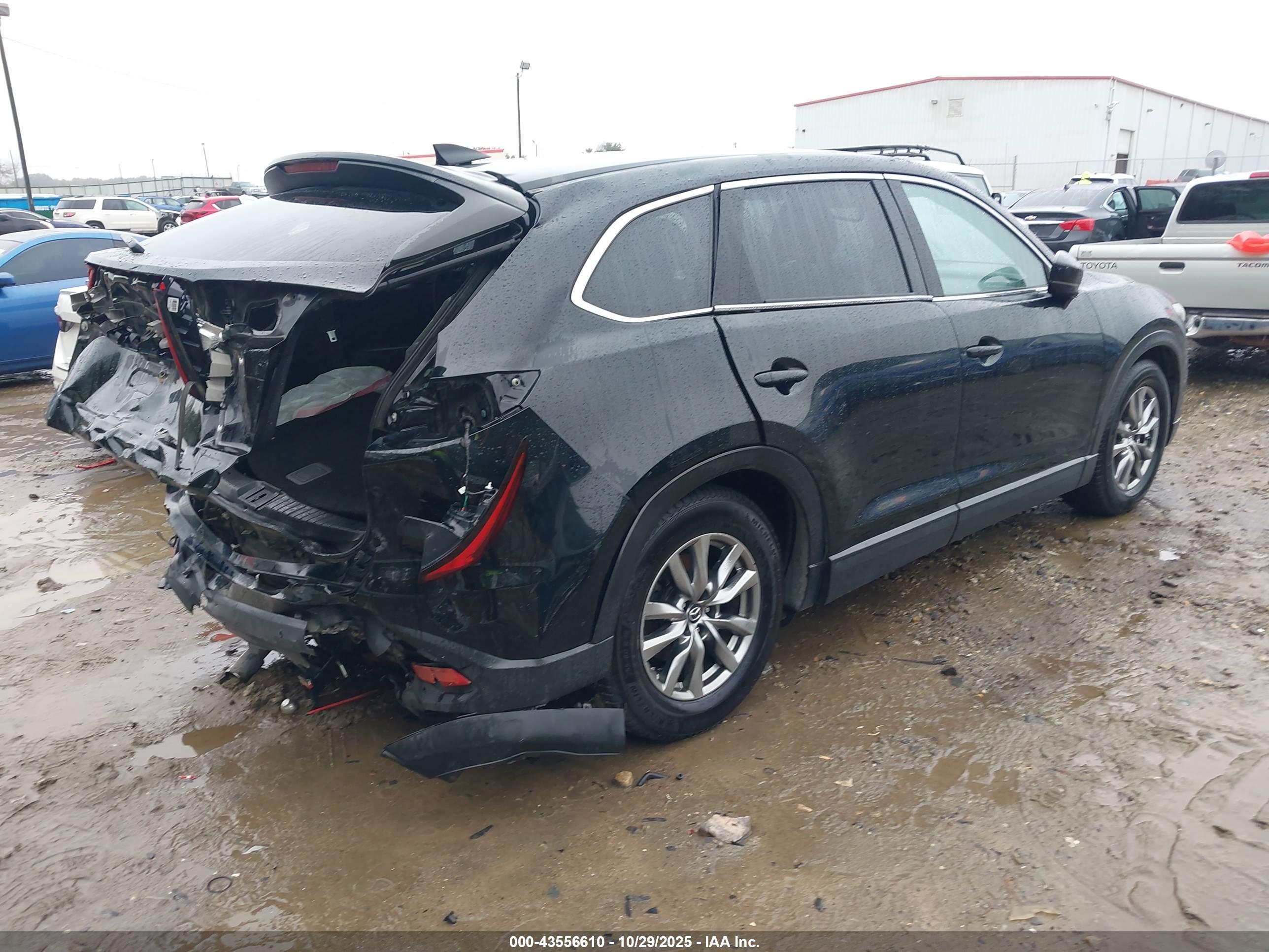 MAZDA CX-9 image 4