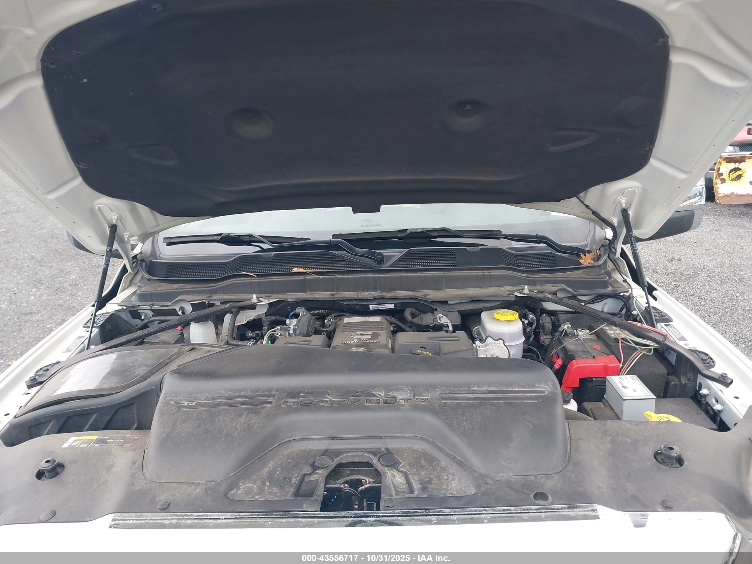 RAM 3500 image 10