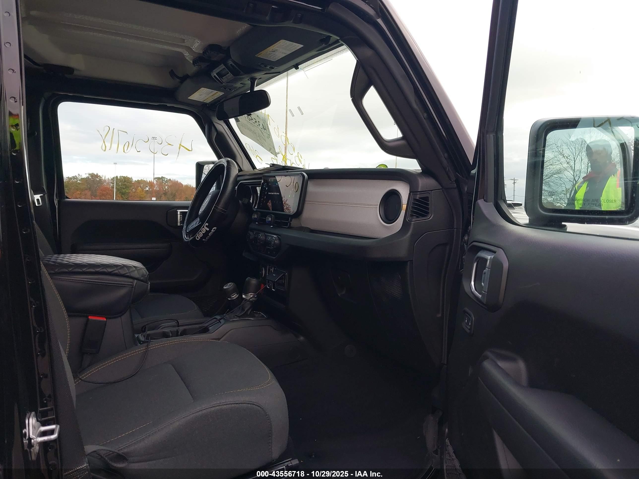 JEEP GLADIATOR image 5