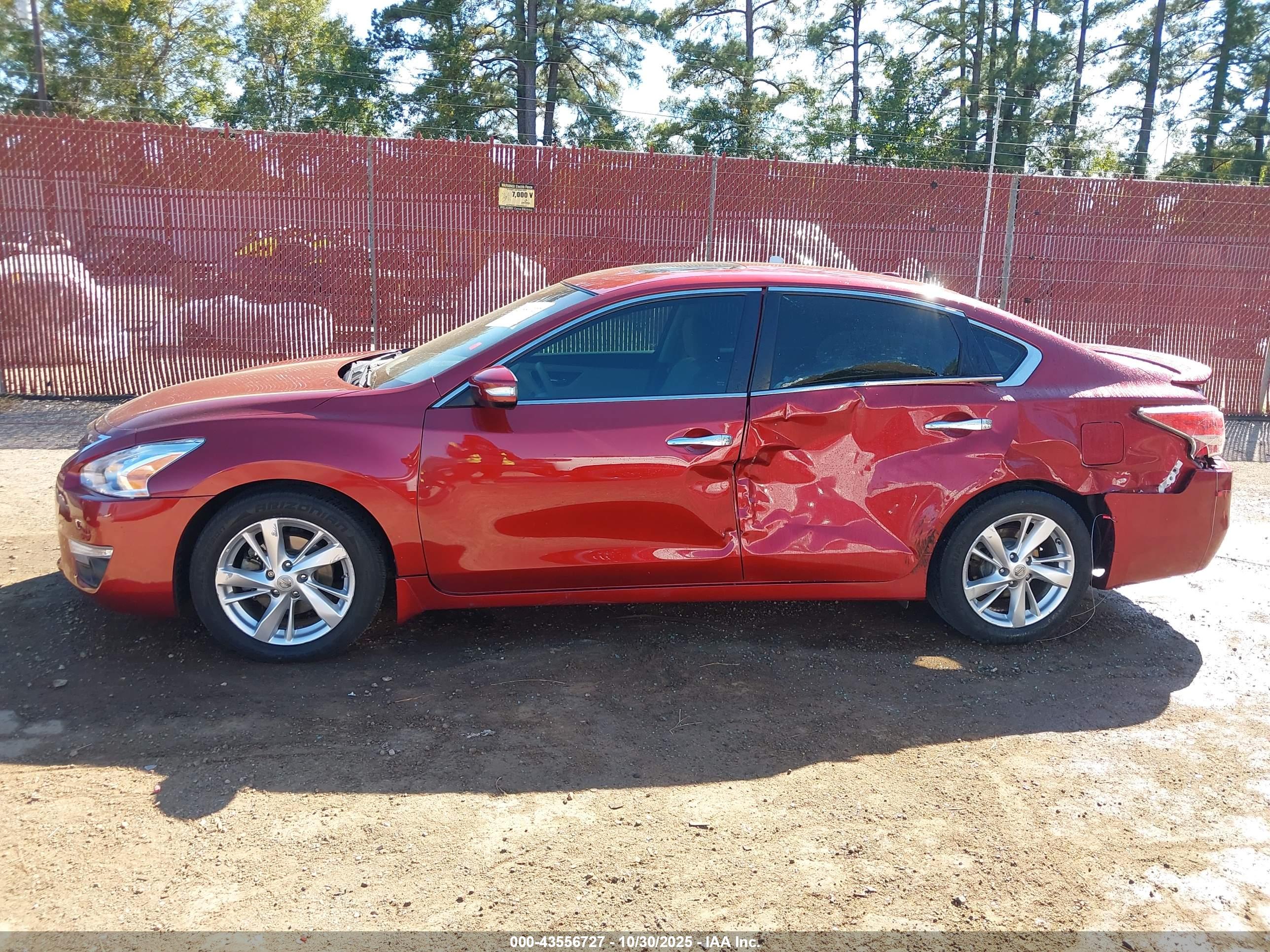 NISSAN ALTIMA image 6