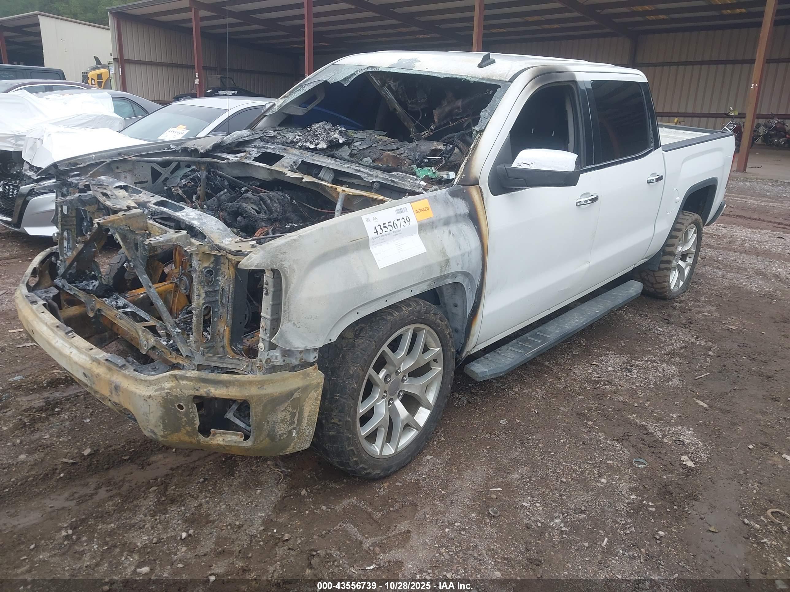GMC SIERRA image 2