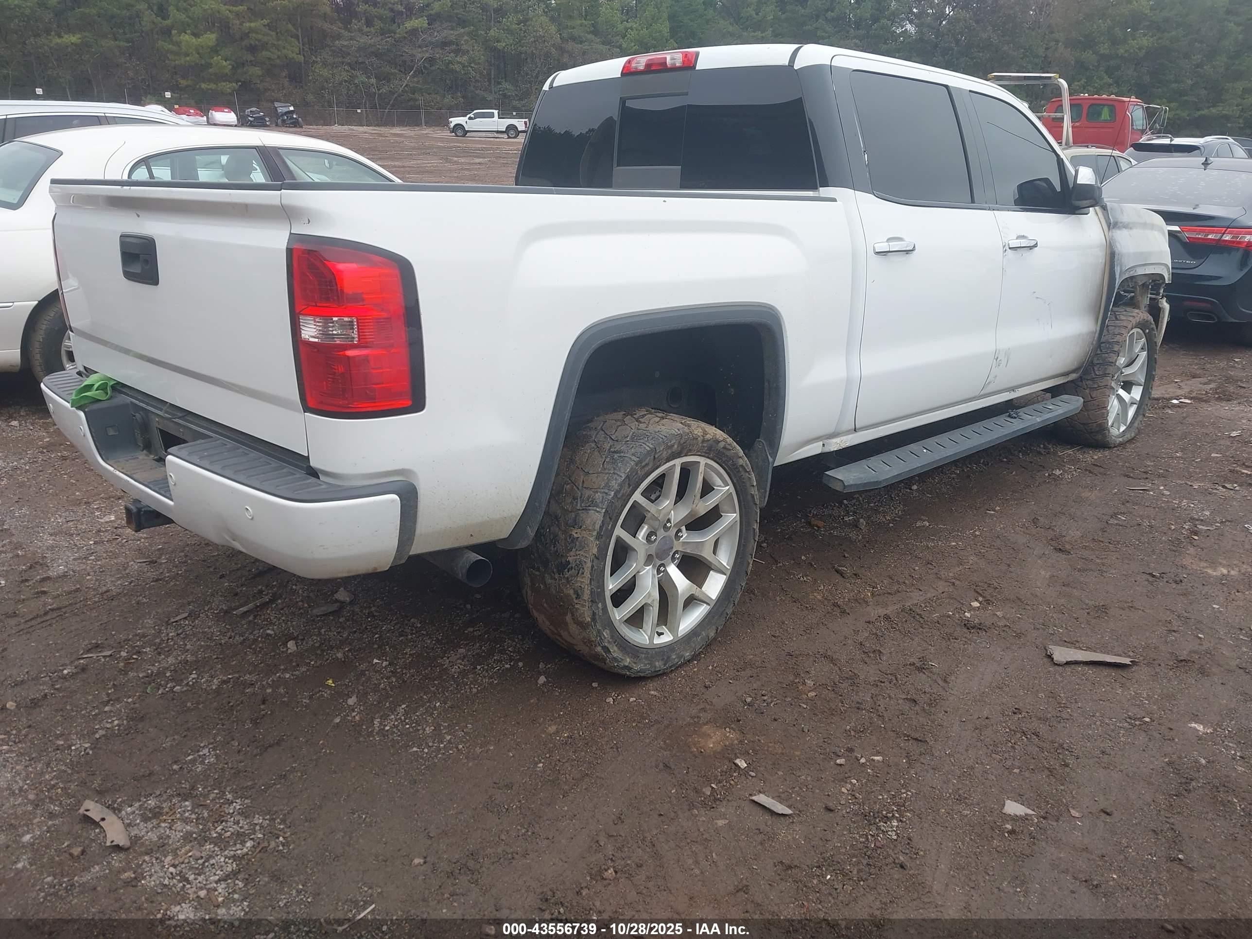 GMC SIERRA image 4