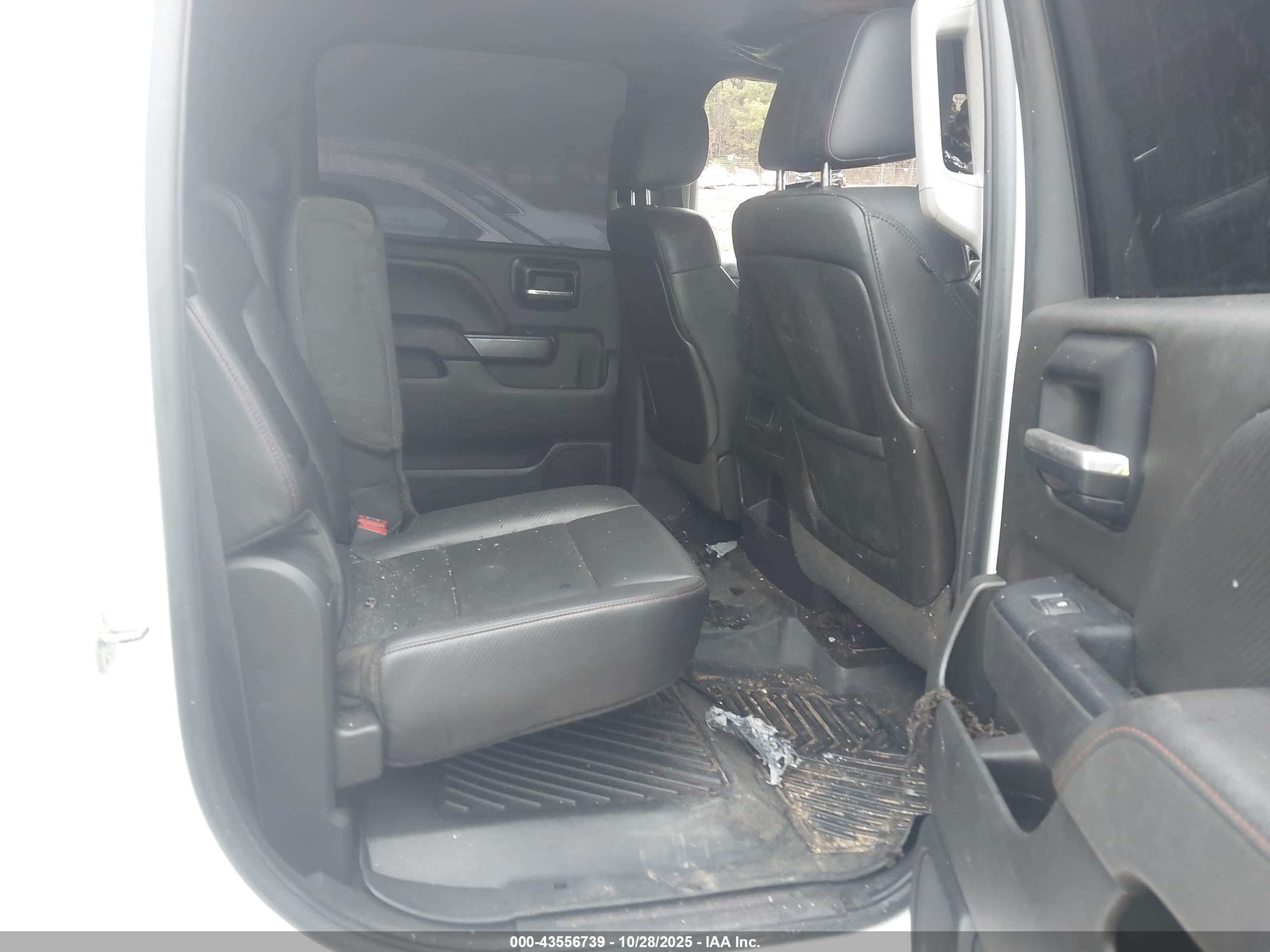 GMC SIERRA image 8