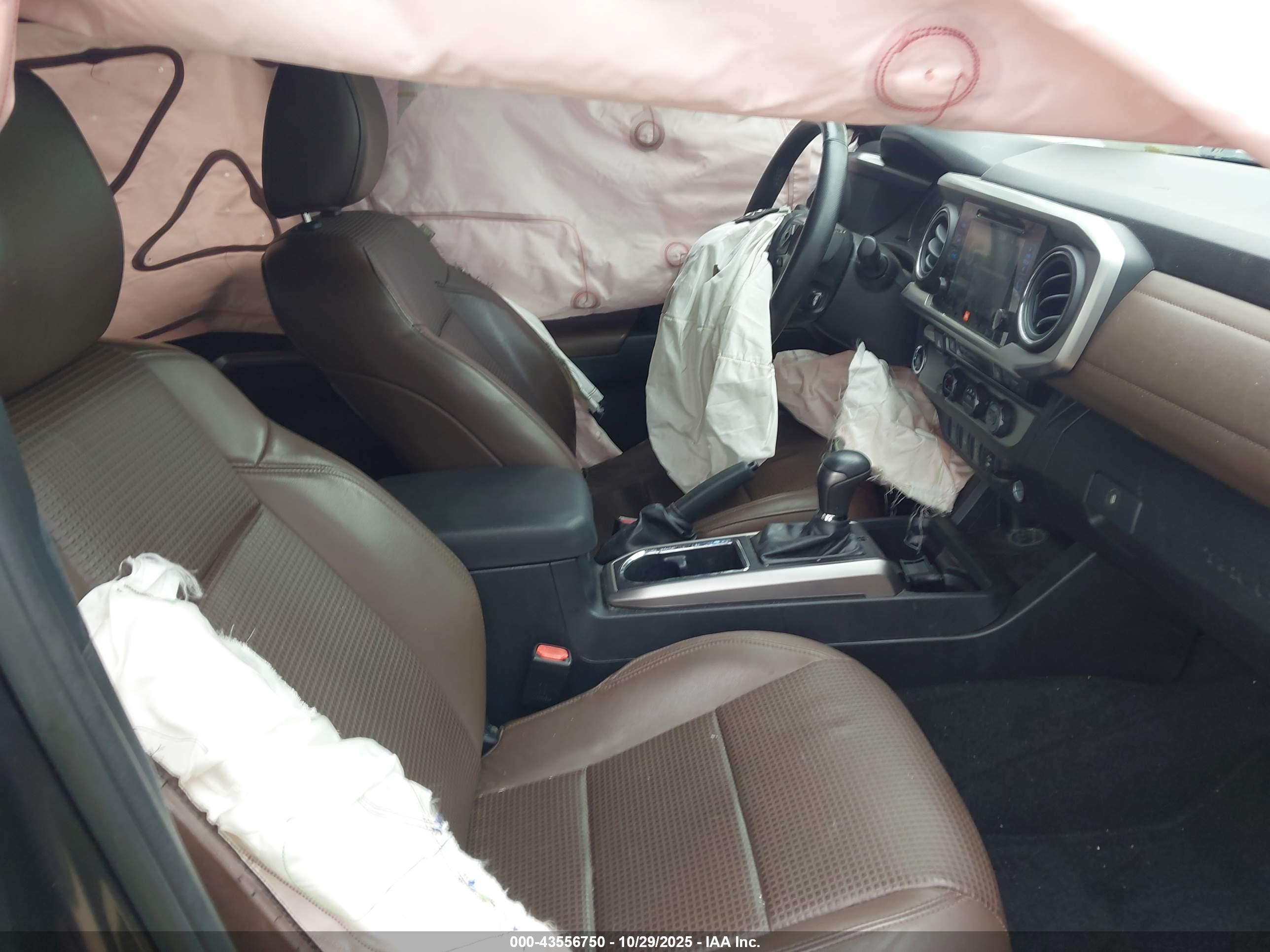 TOYOTA TACOMA image 5