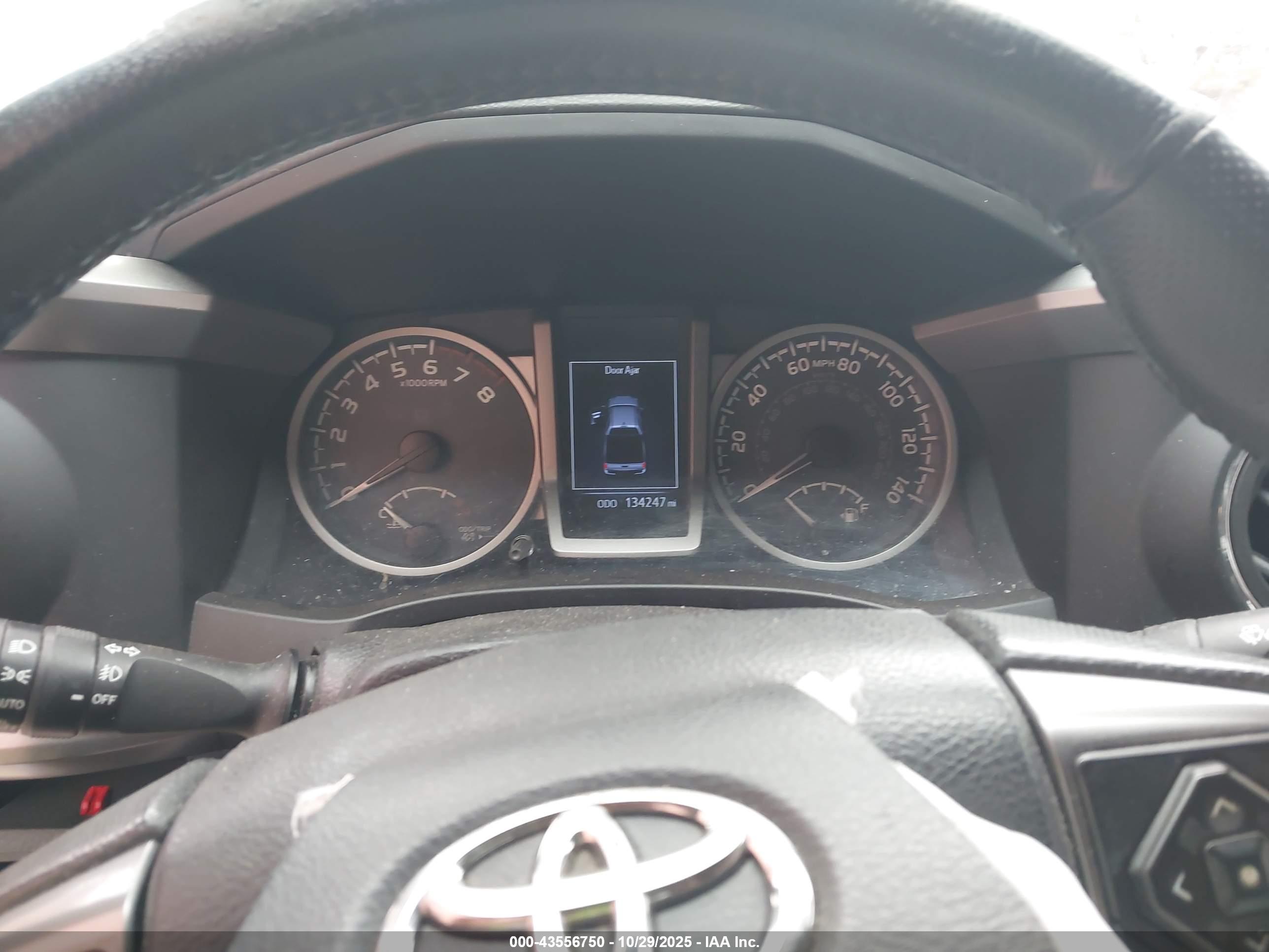 TOYOTA TACOMA image 7
