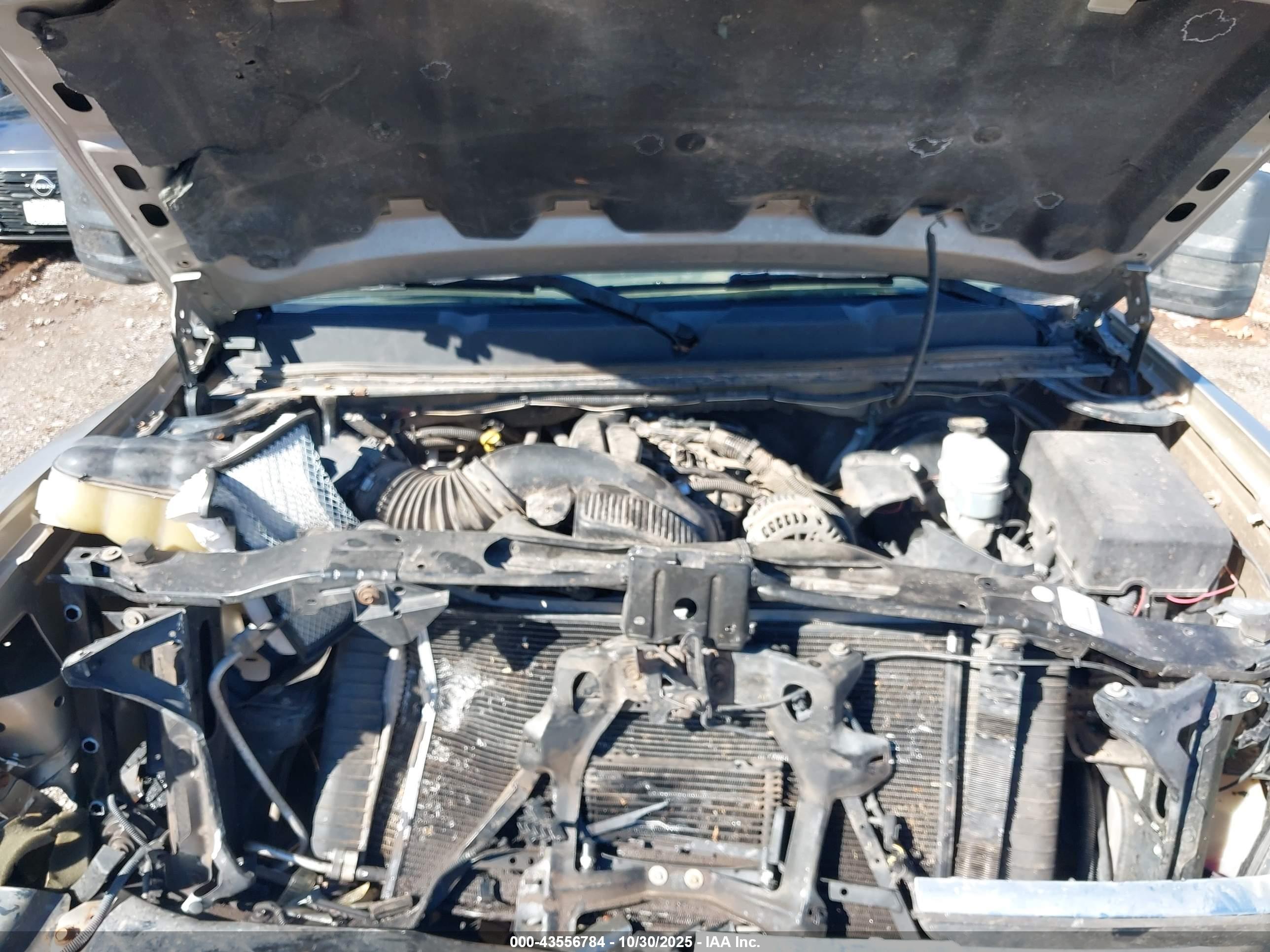 CHEVROLET SILVERADO image 10