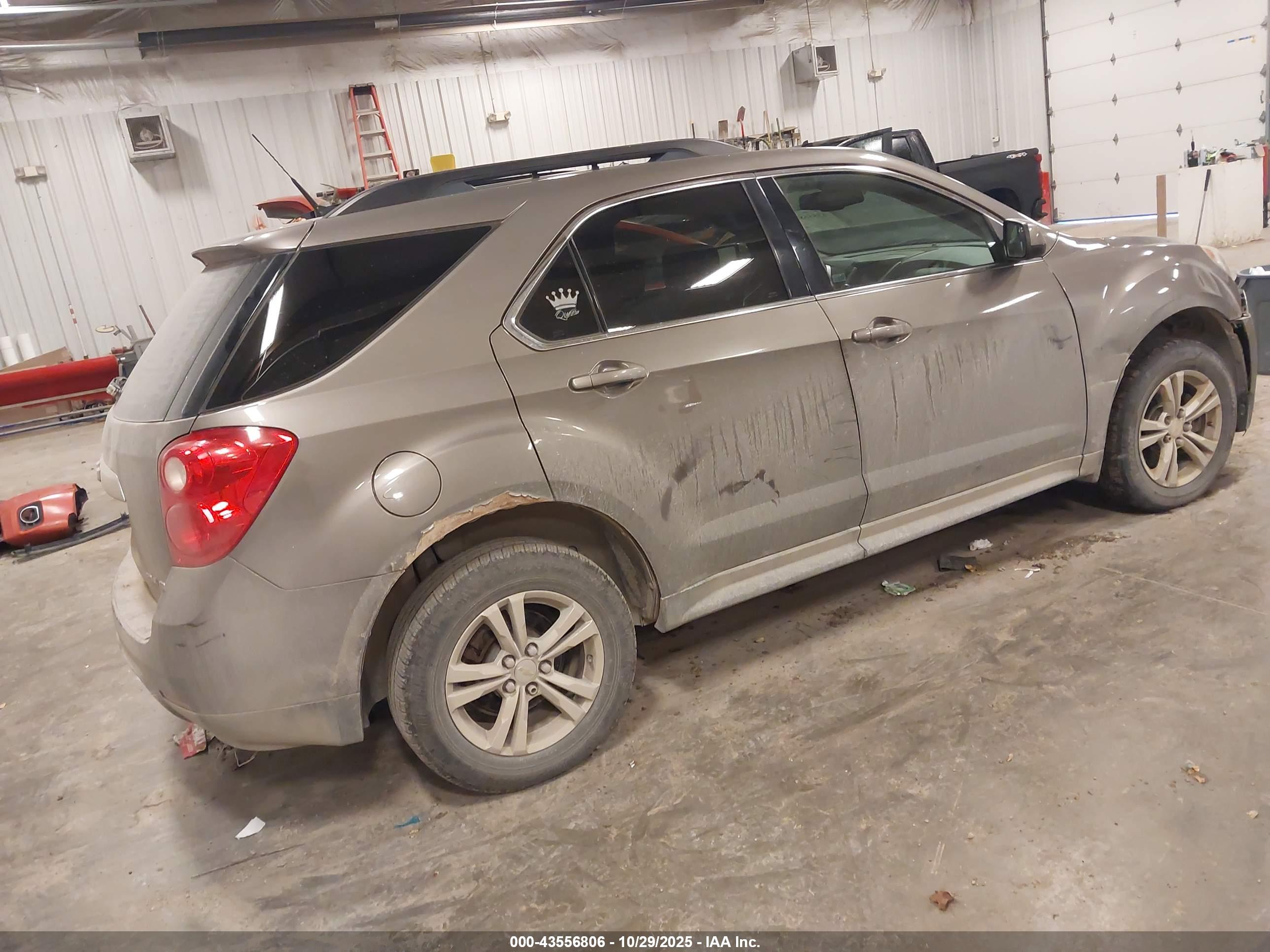 CHEVROLET EQUINOX image 4