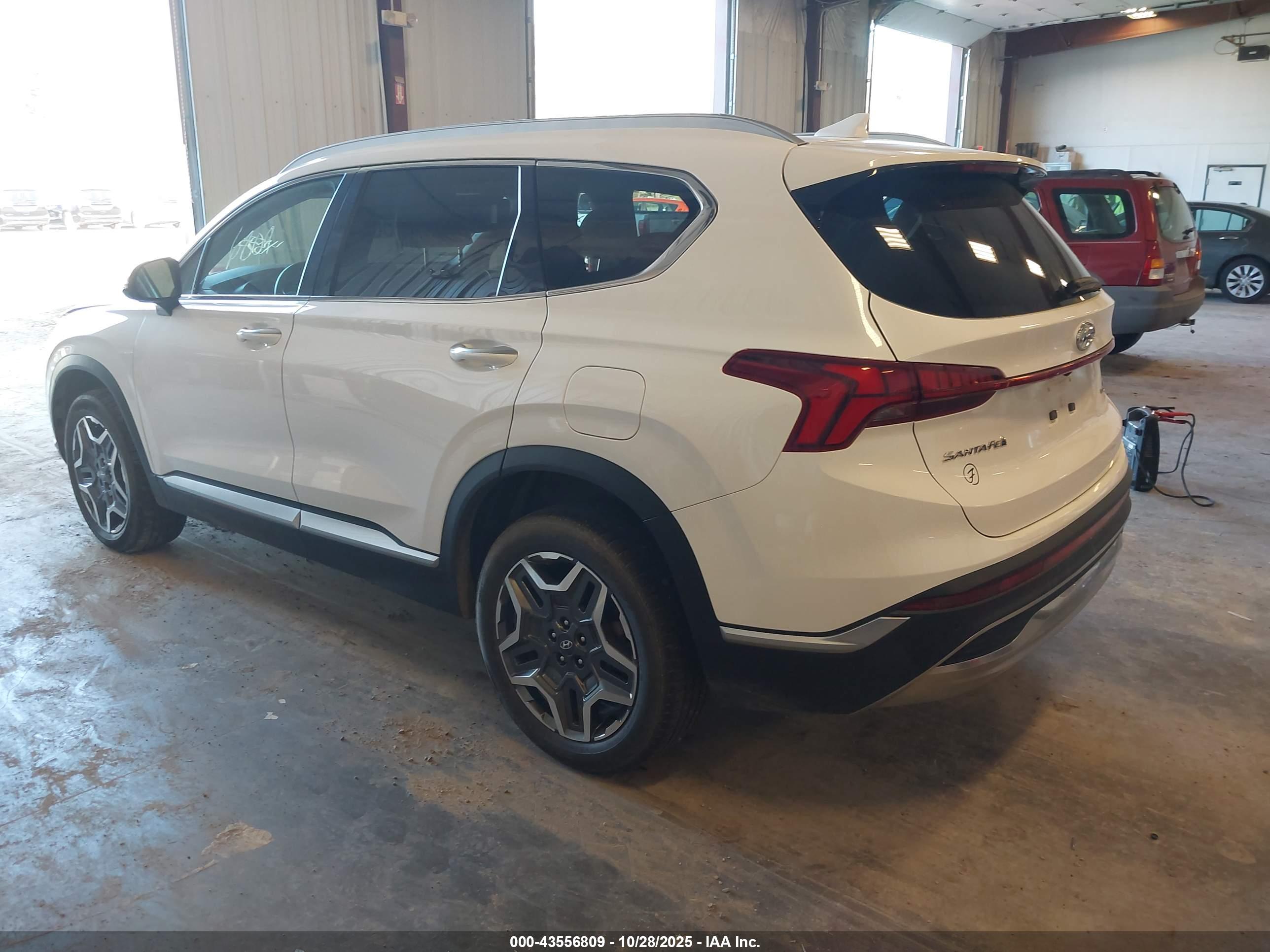 HYUNDAI SANTA image 3