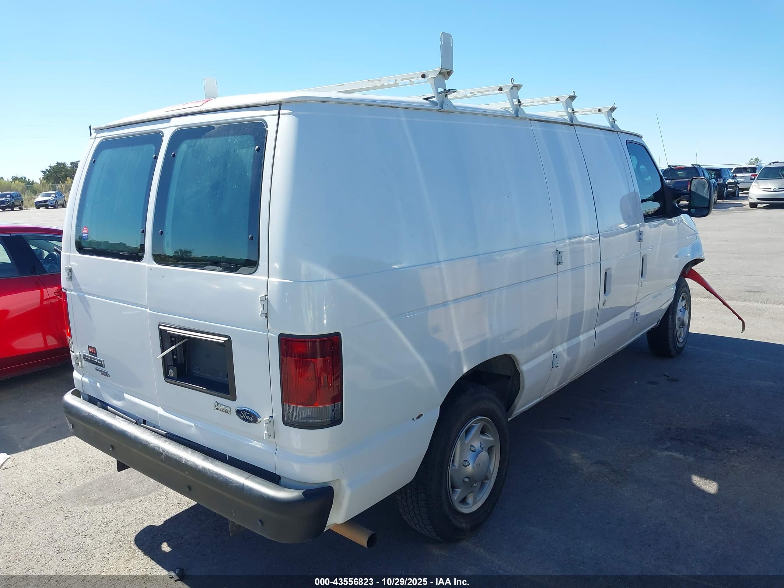 FORD E-150 image 4