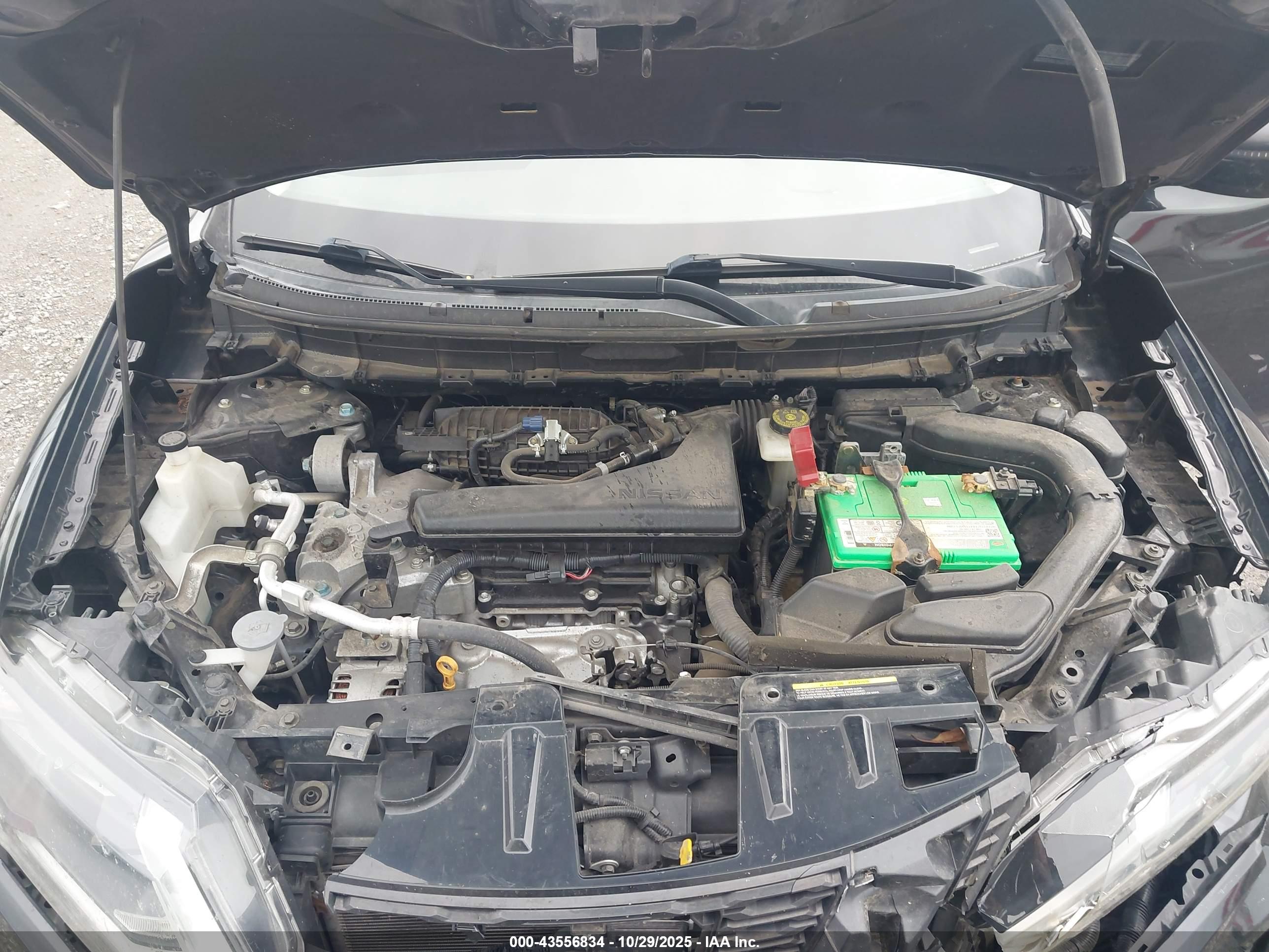 NISSAN ROGUE image 10