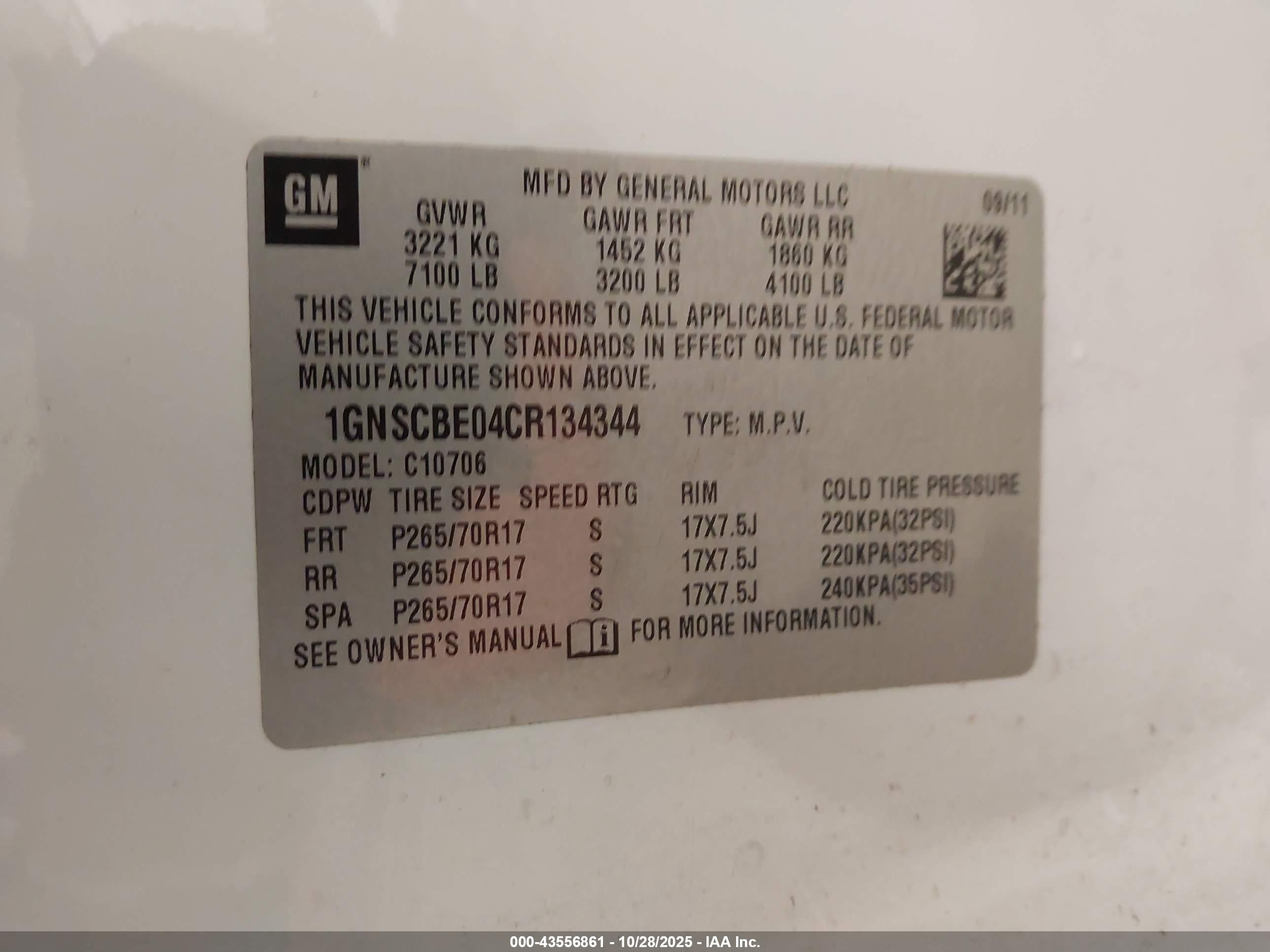 CHEVROLET TAHOE image 9