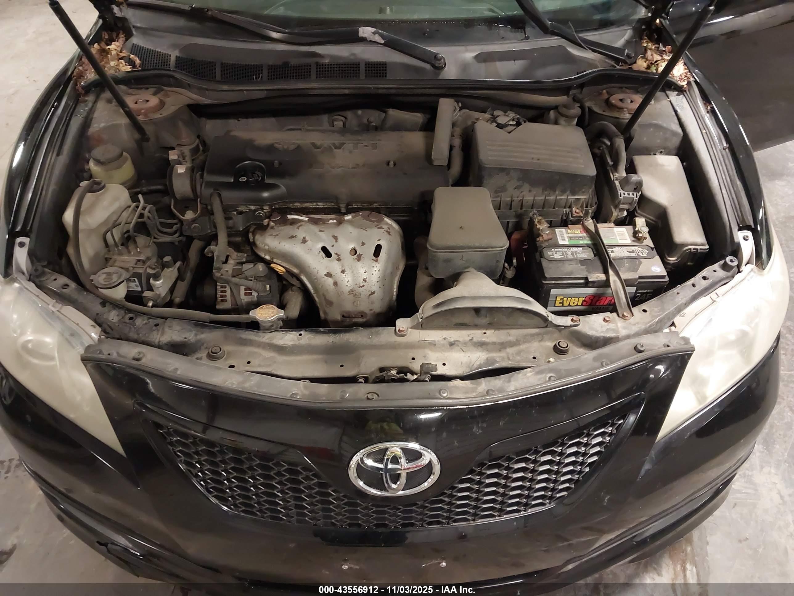 TOYOTA CAMRY image 10