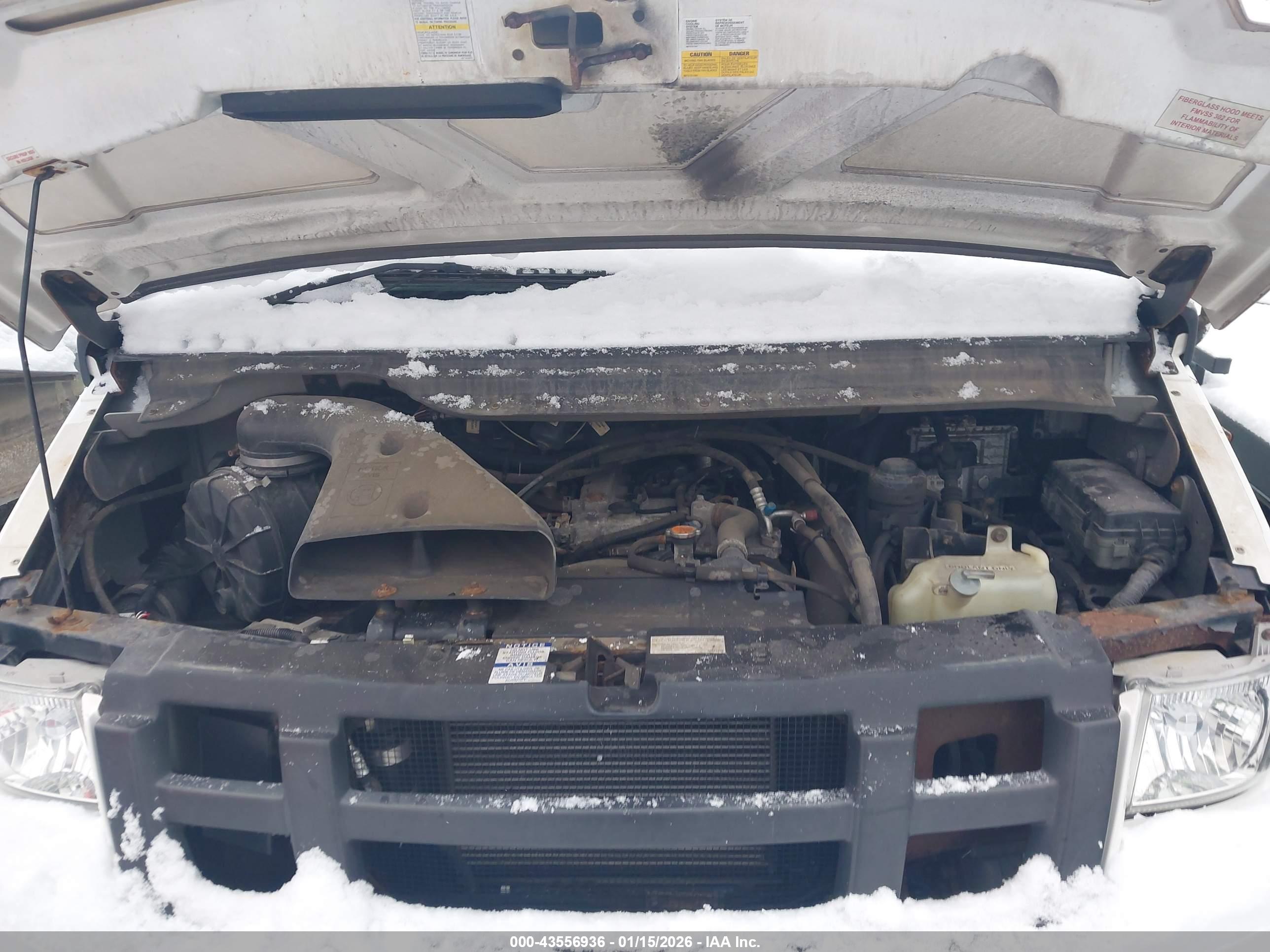 ISUZU REACH image 10