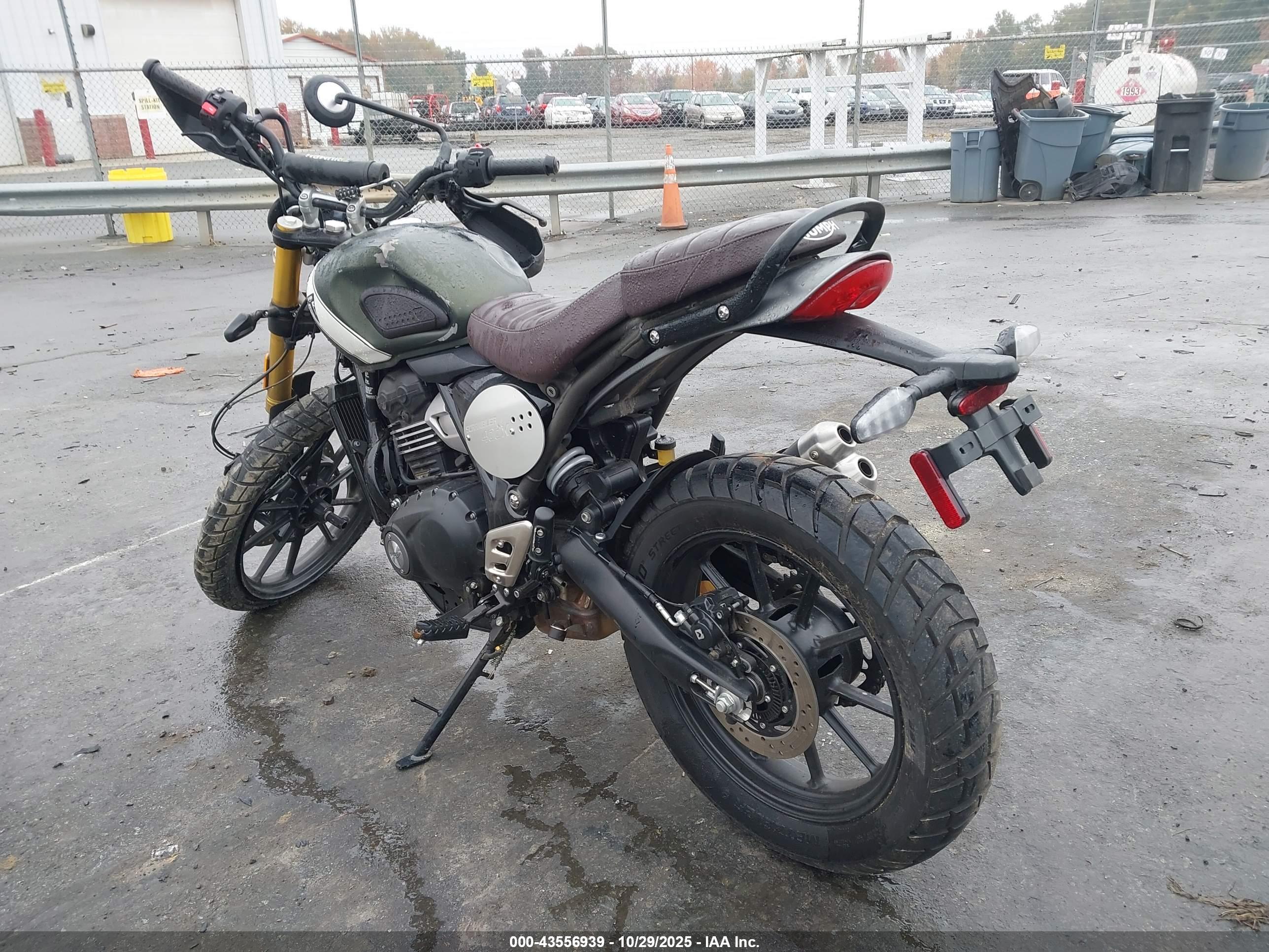 TRIUMPH MOTORCYCLE image 3