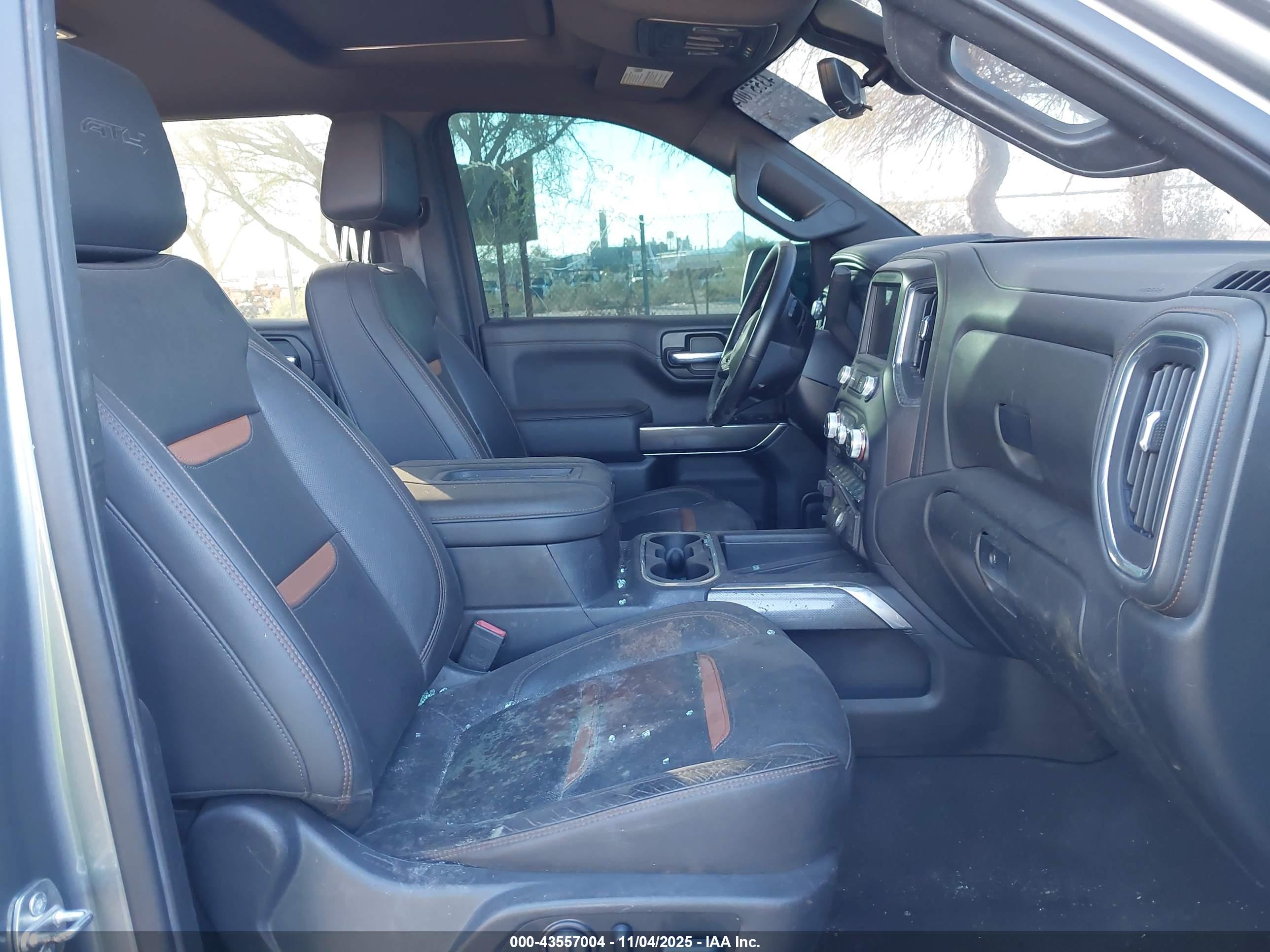 GMC SIERRA image 5