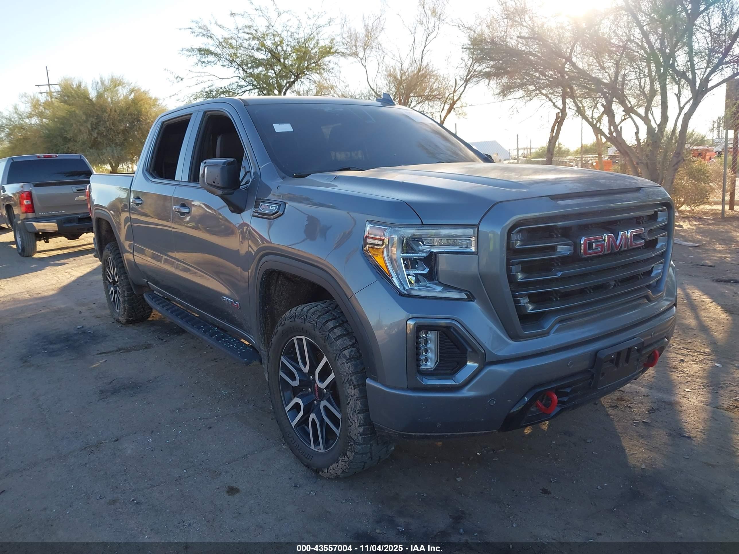GMC SIERRA image 6