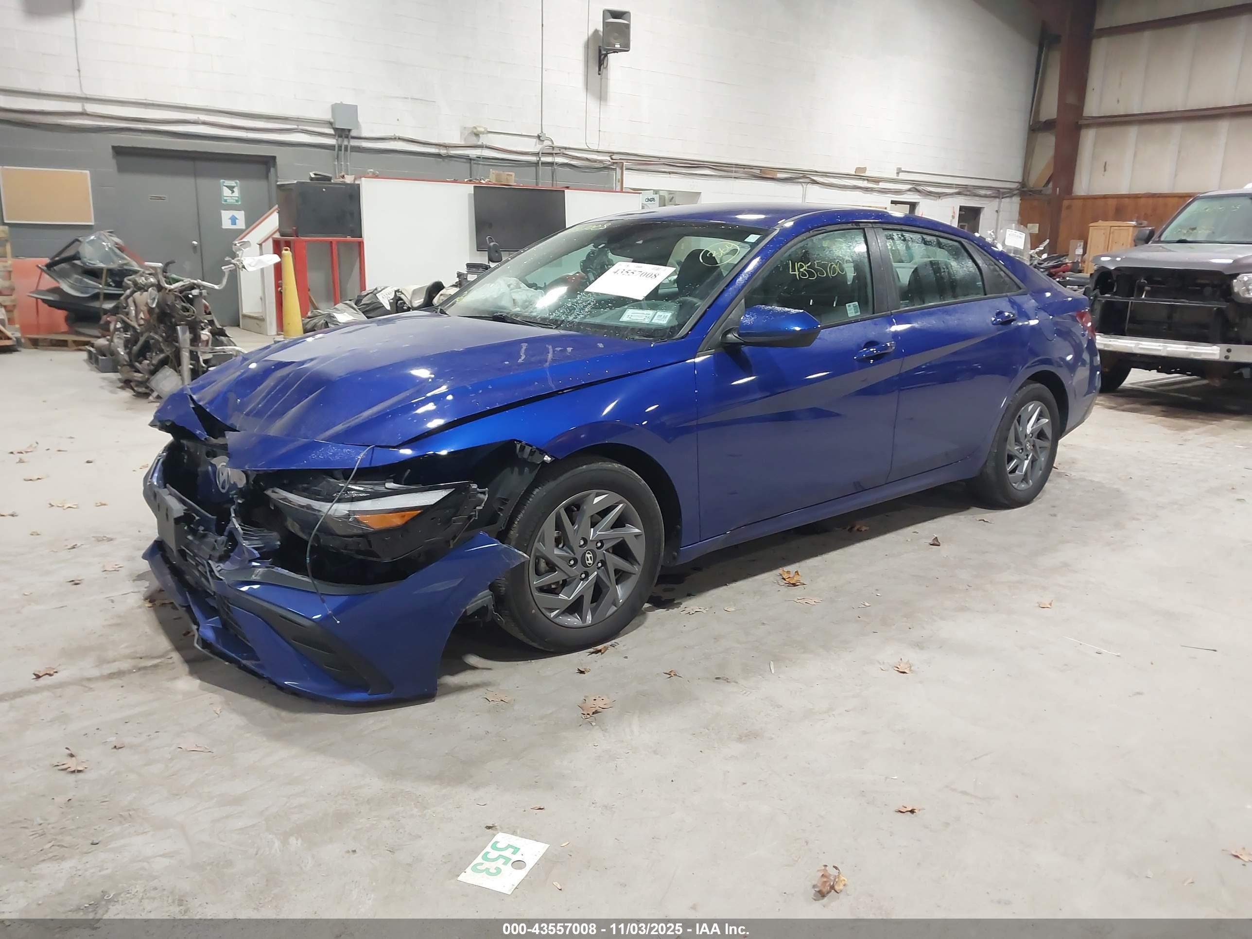 HYUNDAI ELANTRA image 2