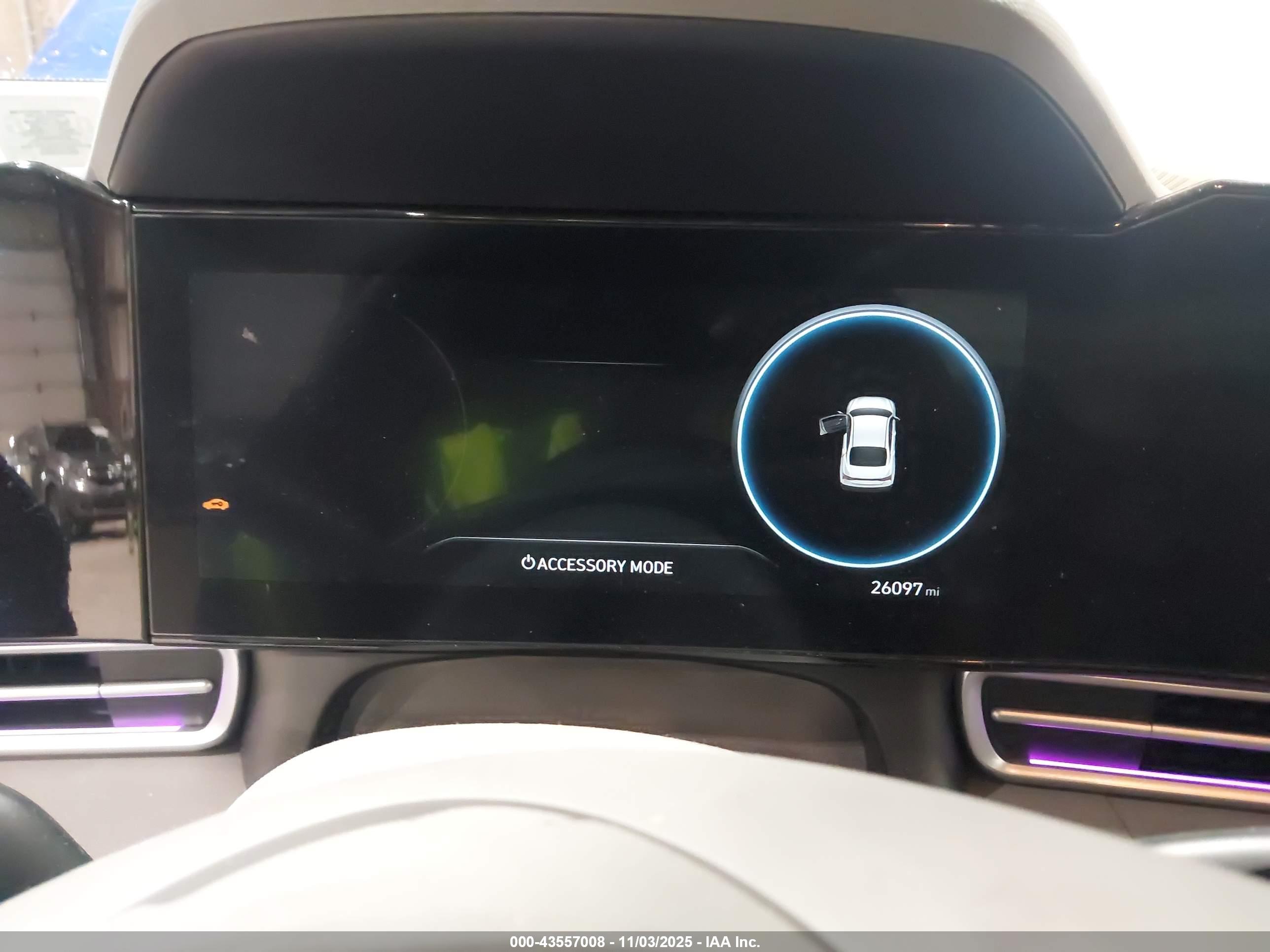 HYUNDAI ELANTRA image 7