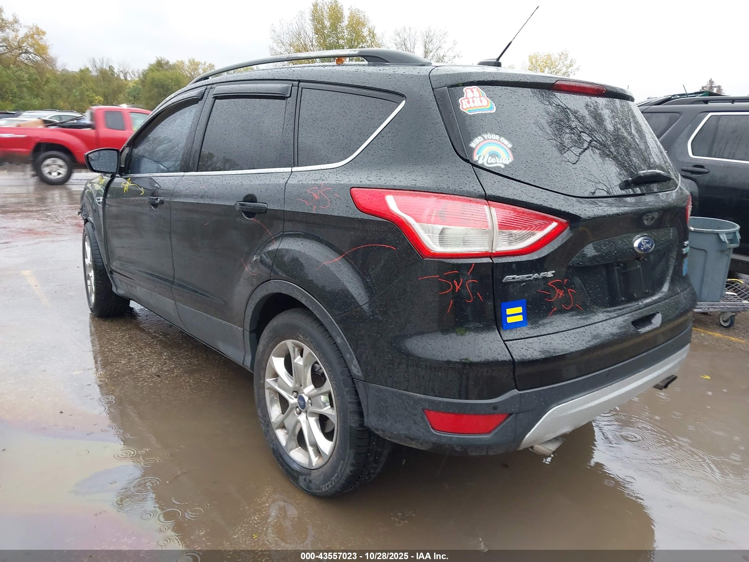 FORD ESCAPE image 3