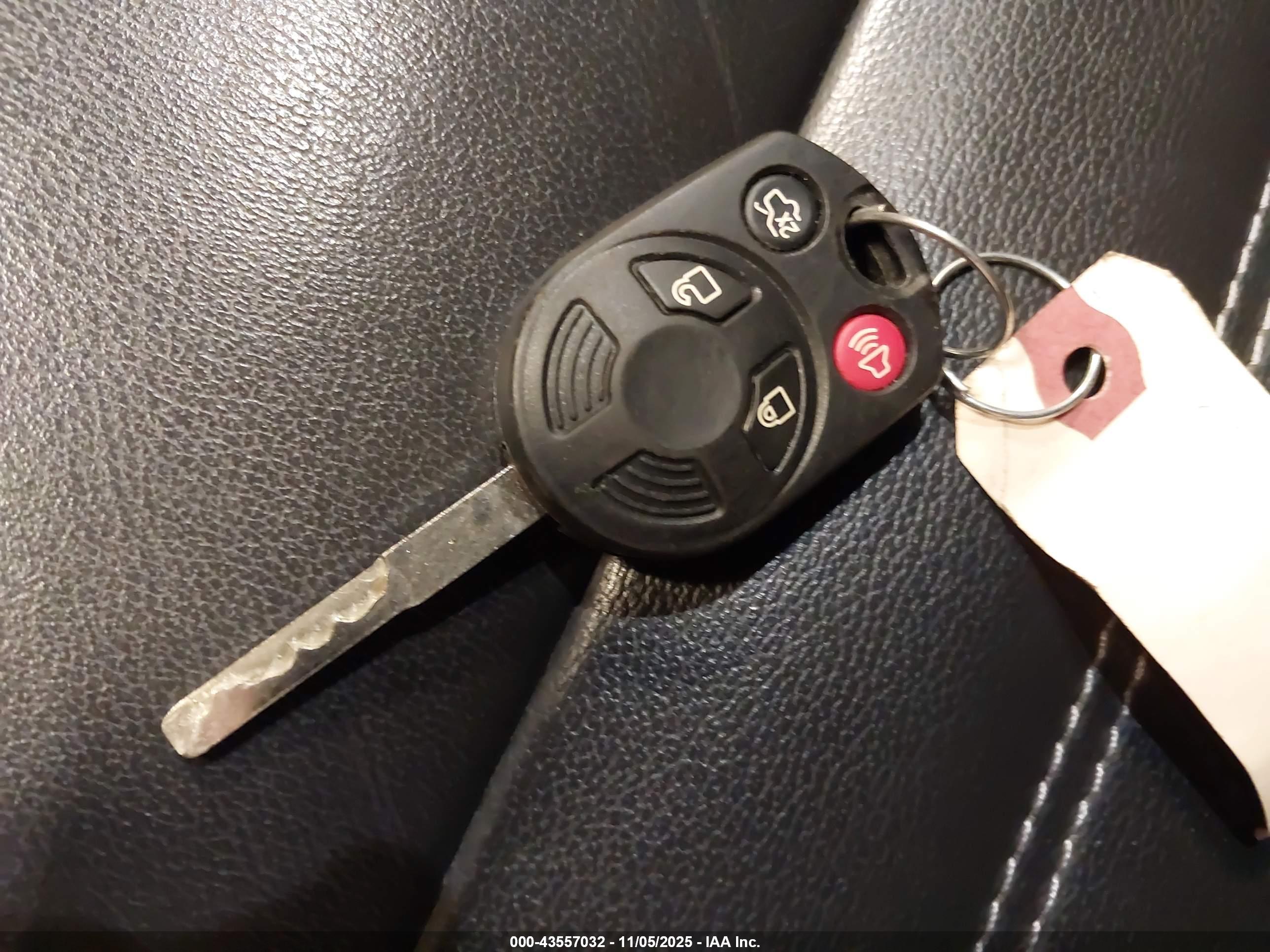 FORD ESCAPE image 11