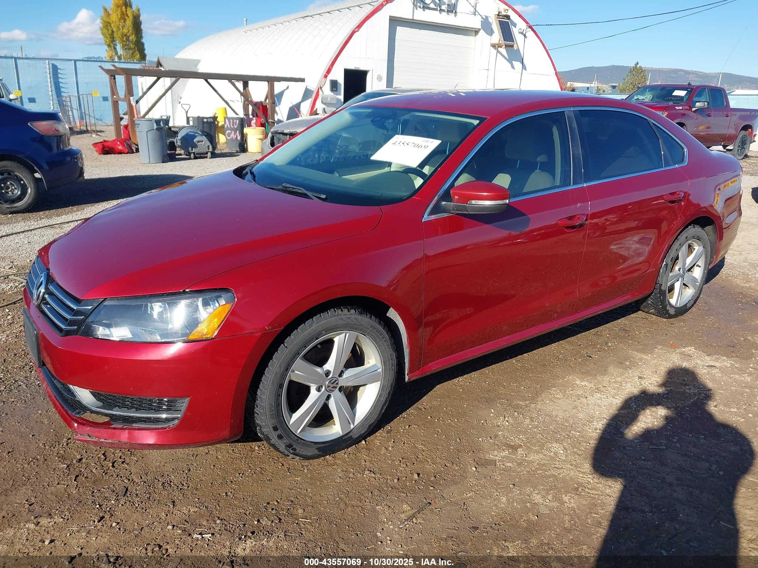 VOLKSWAGEN PASSAT image 2