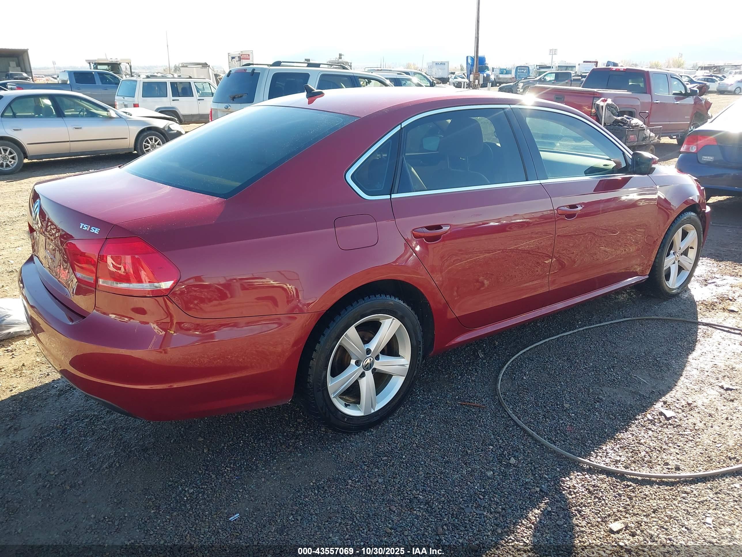 VOLKSWAGEN PASSAT image 4