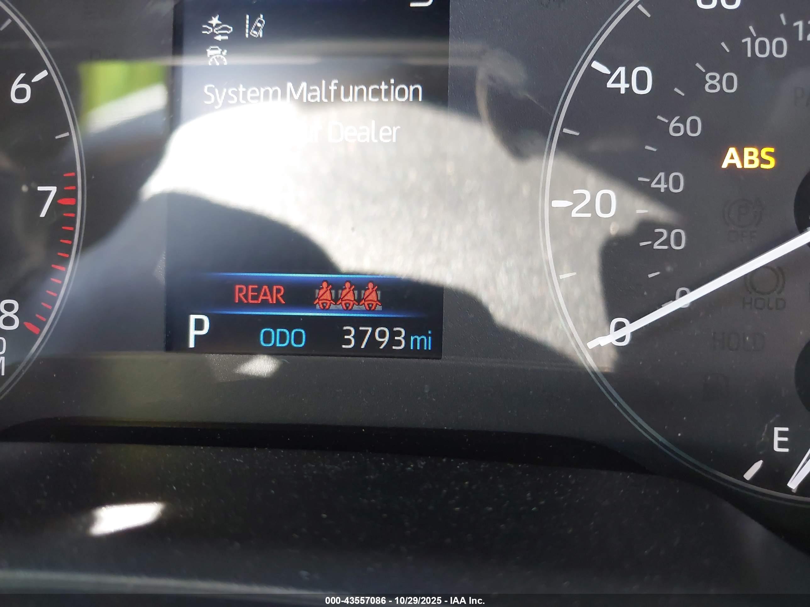 TOYOTA COROLLA image 7