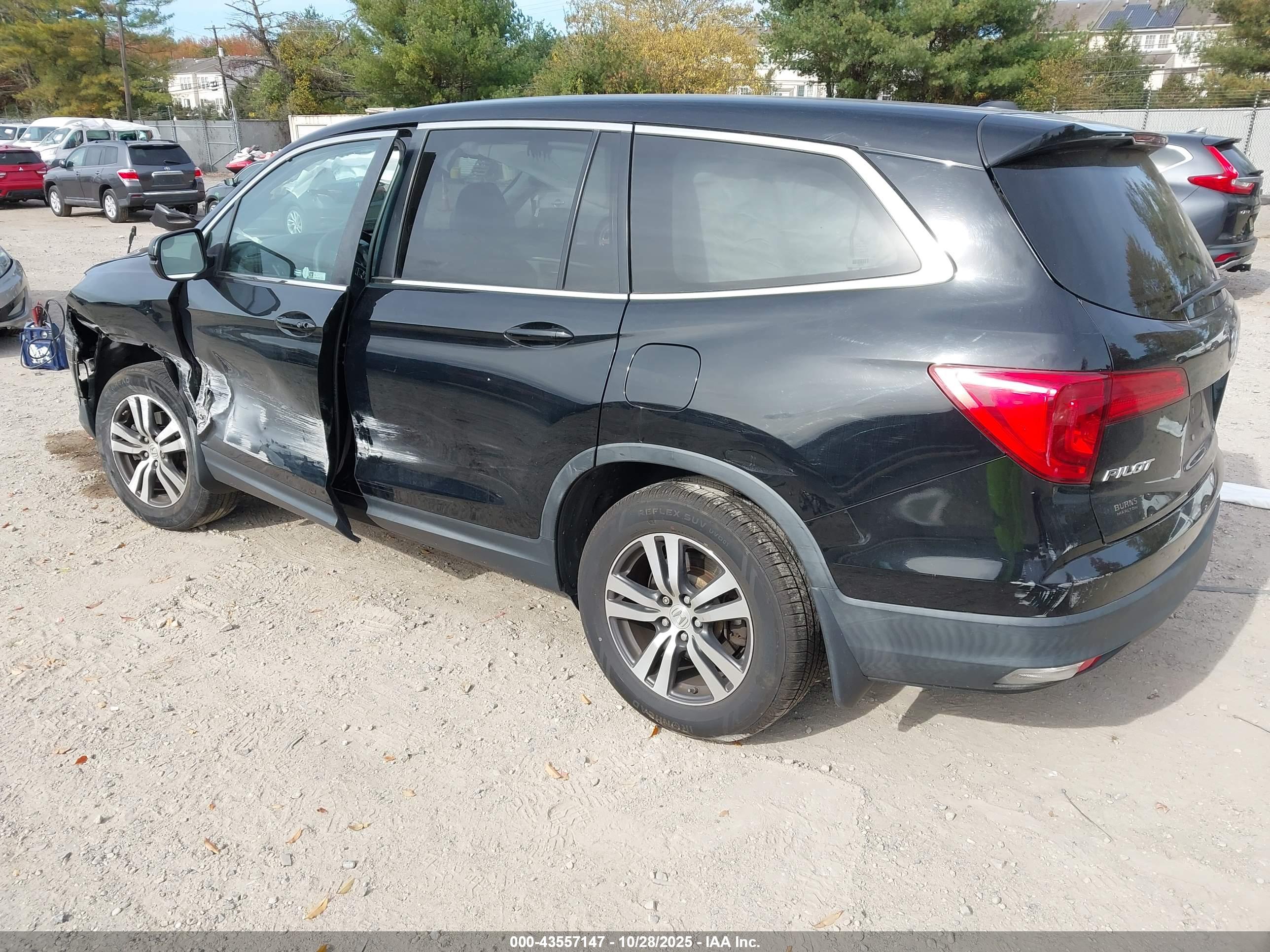 HONDA PILOT image 3