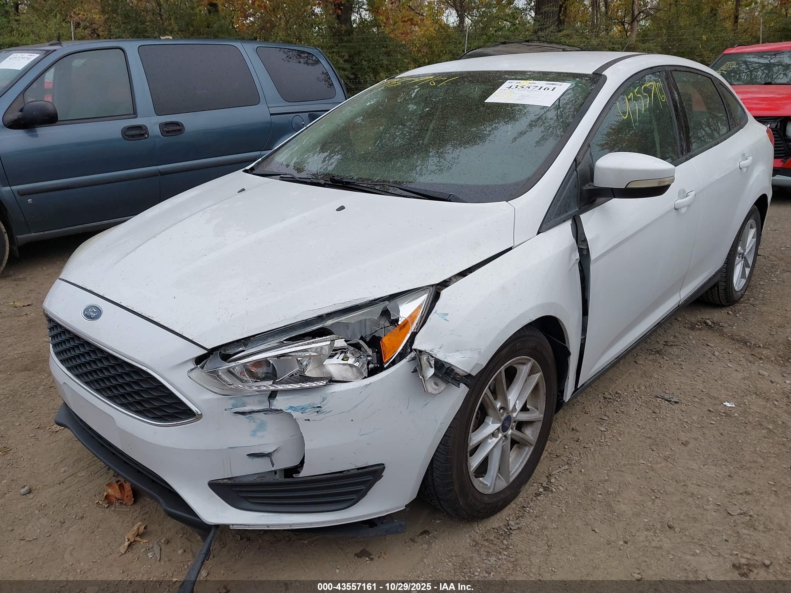 FORD FOCUS image 6