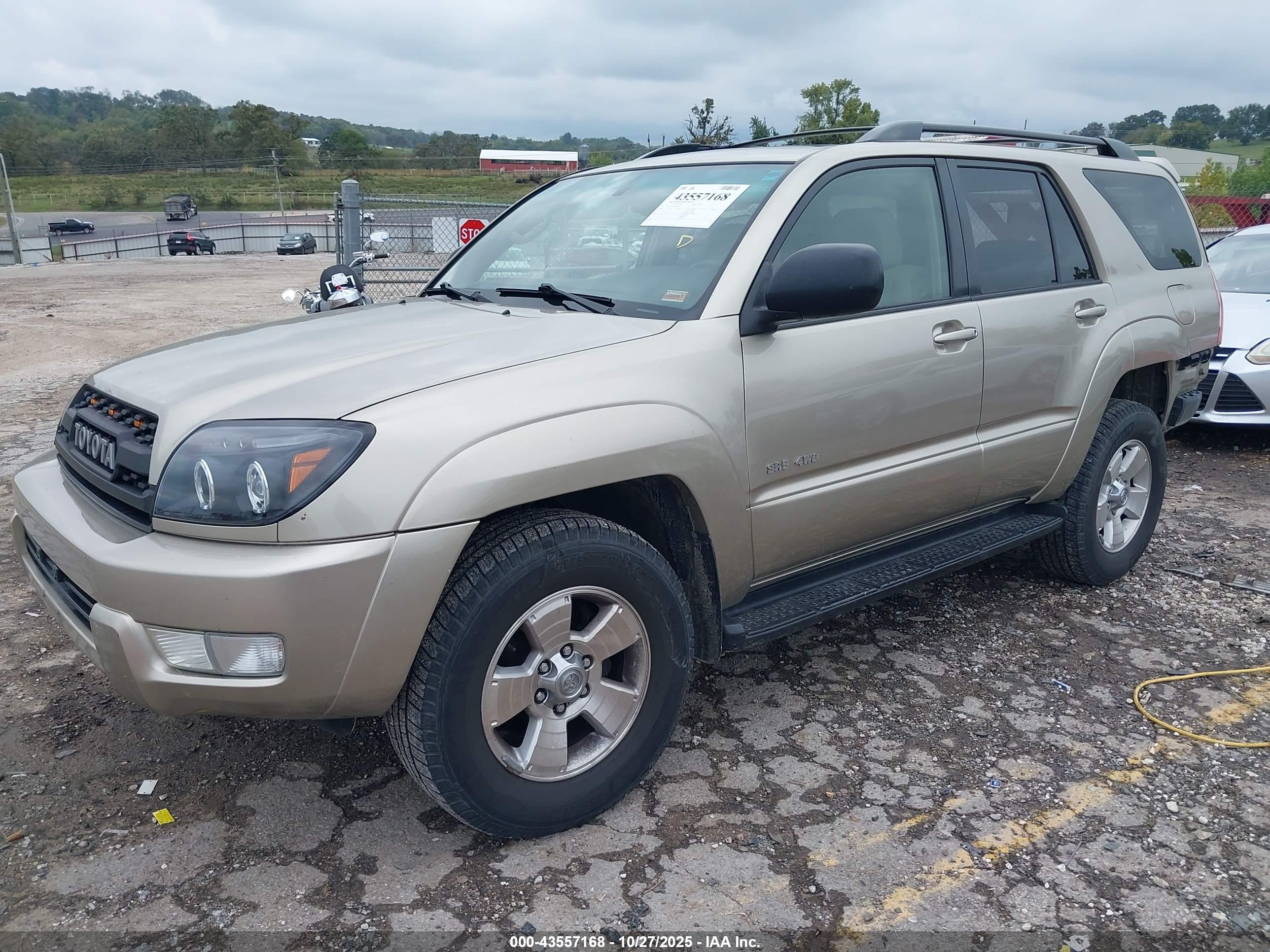 TOYOTA 4RUNNER image 2