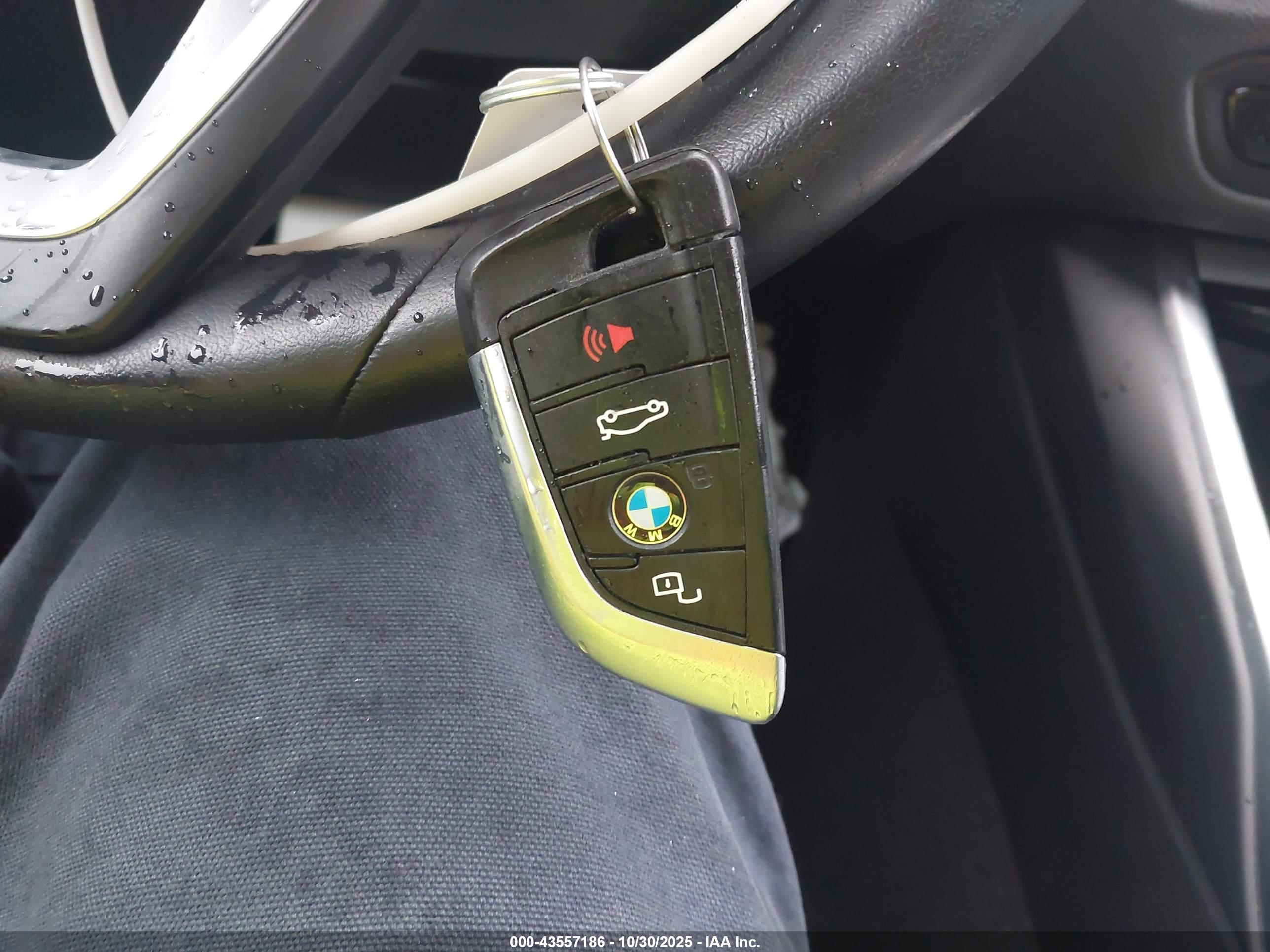 BMW I4 image 11