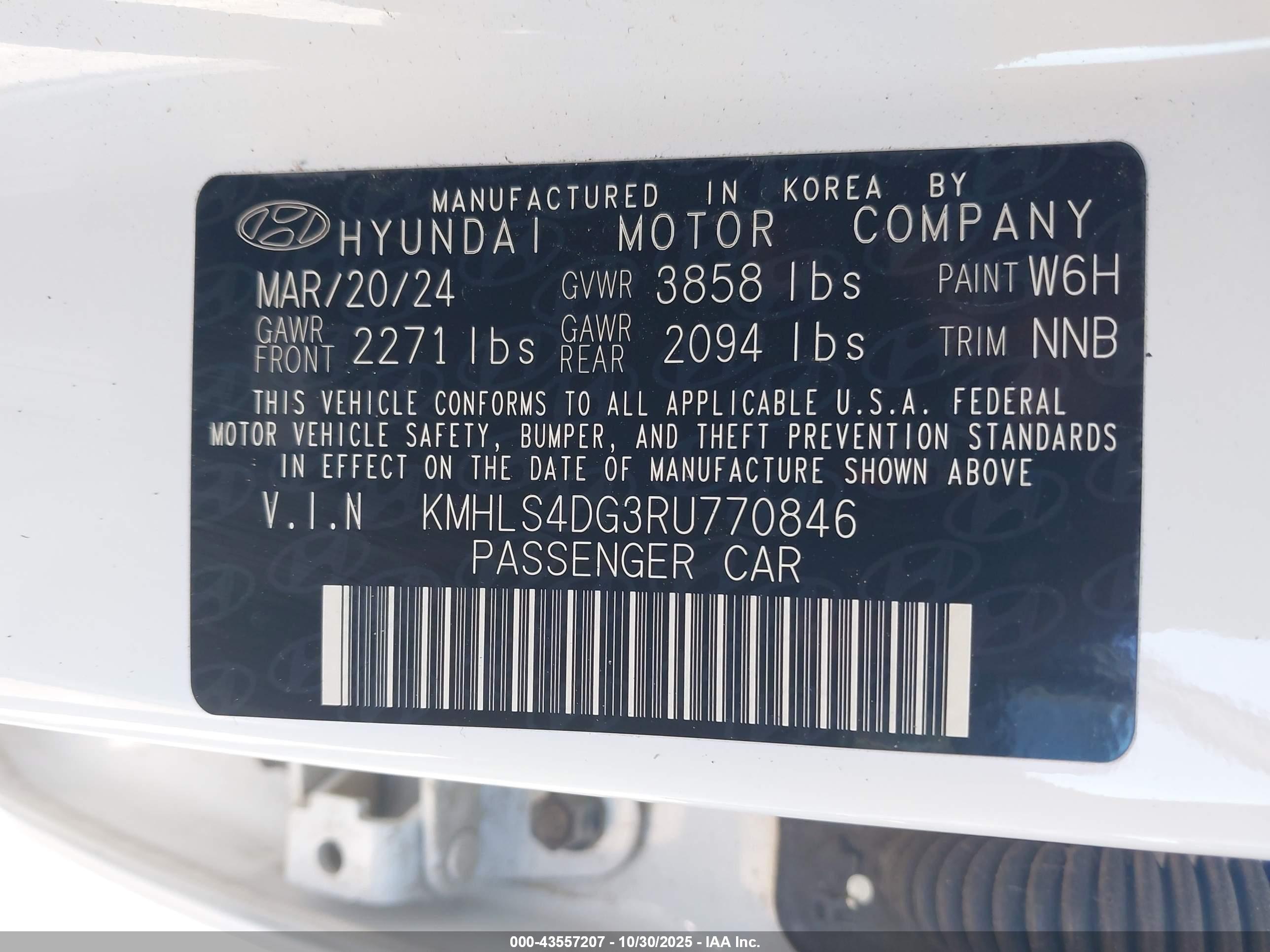 HYUNDAI ELANTRA image 9