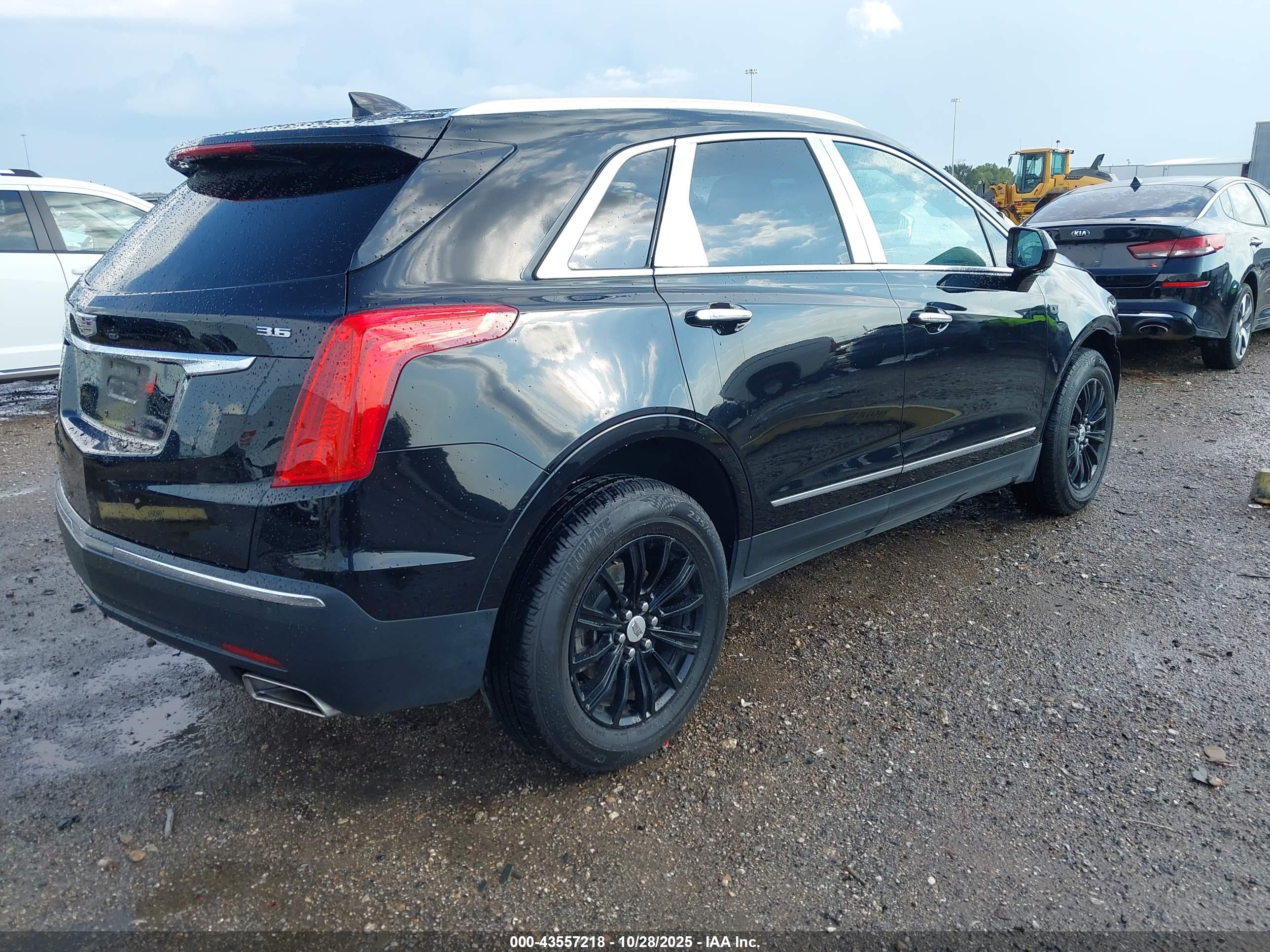 CADILLAC XT5 image 4