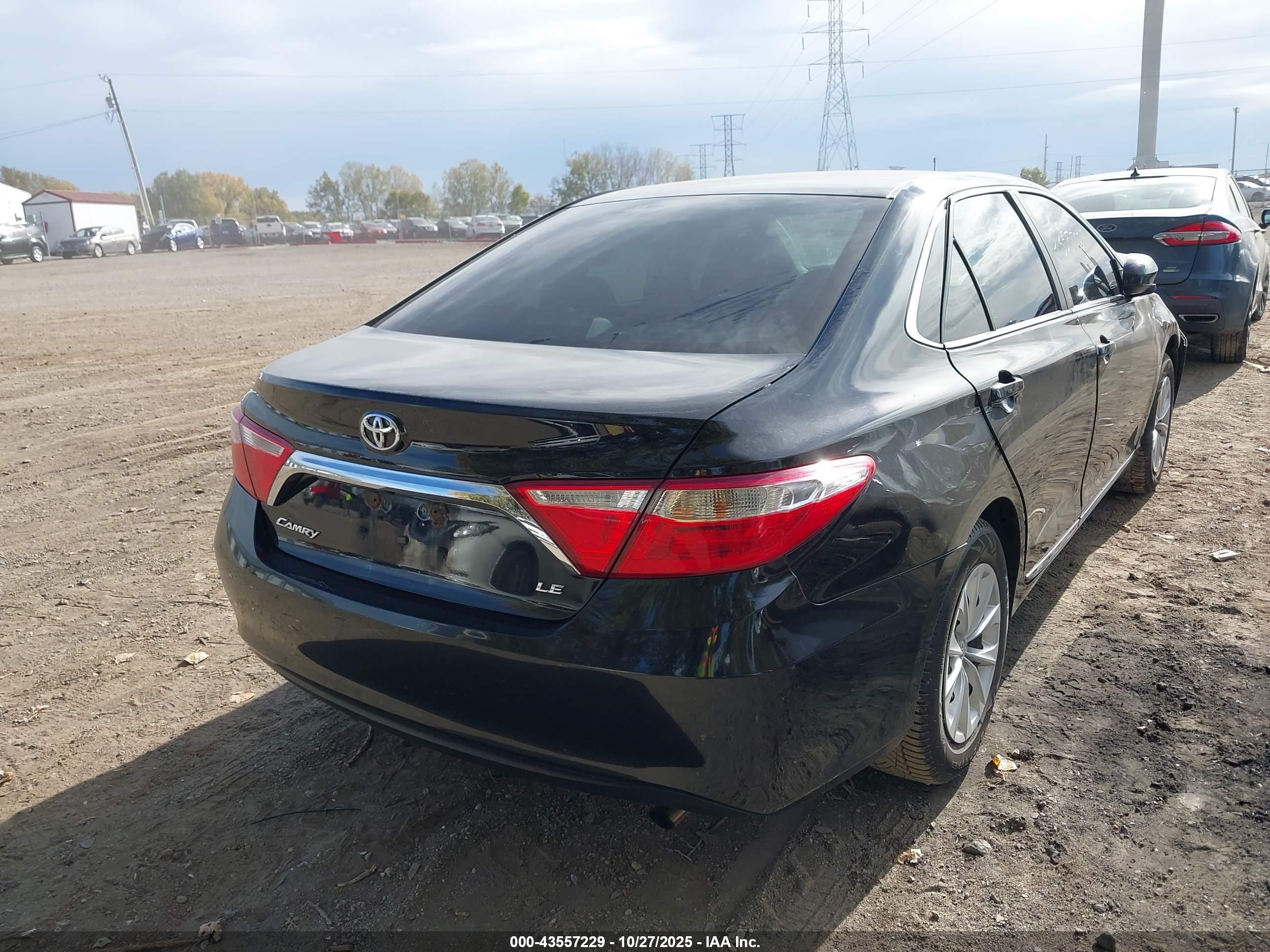 TOYOTA CAMRY image 4