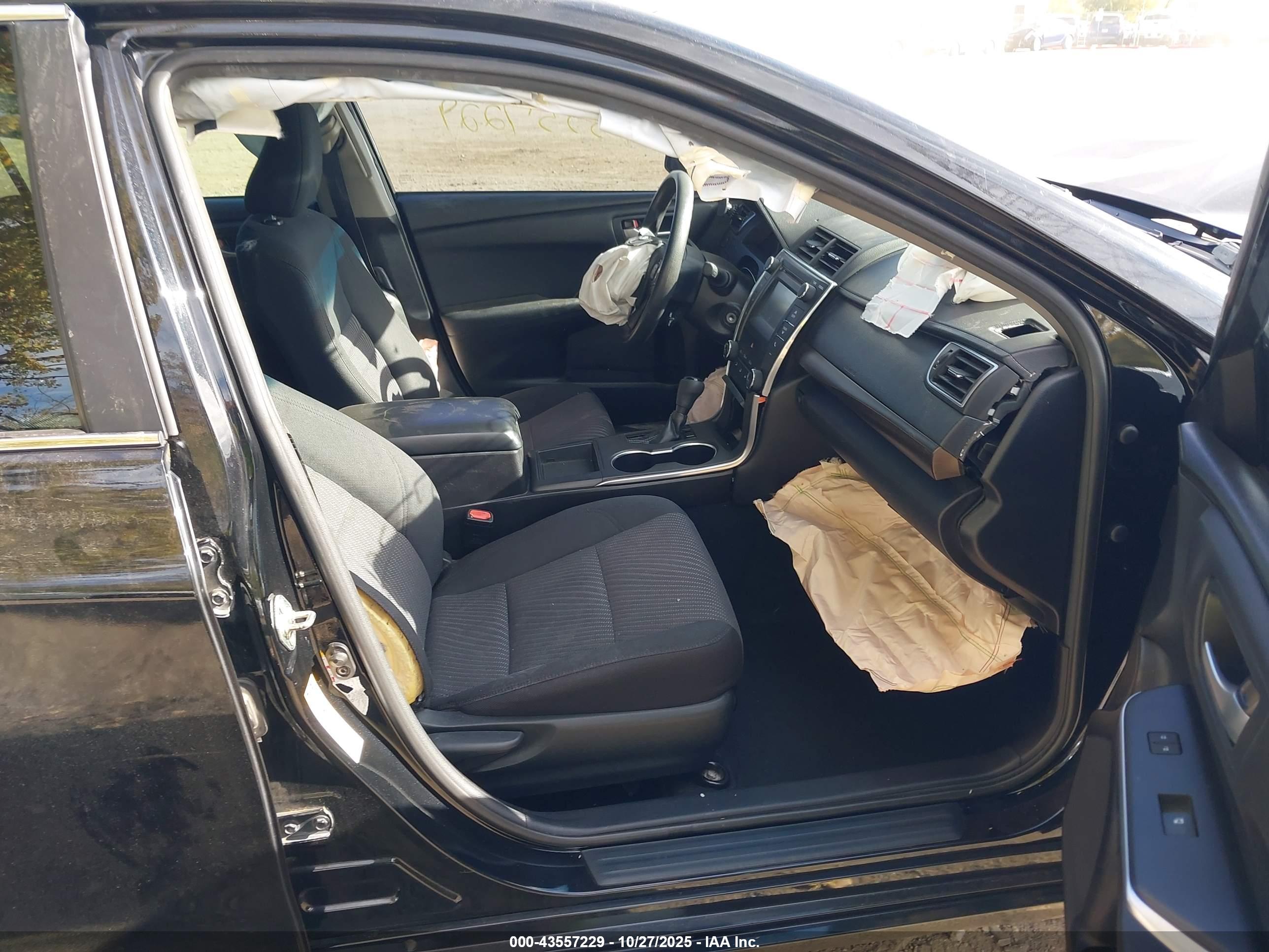 TOYOTA CAMRY image 5