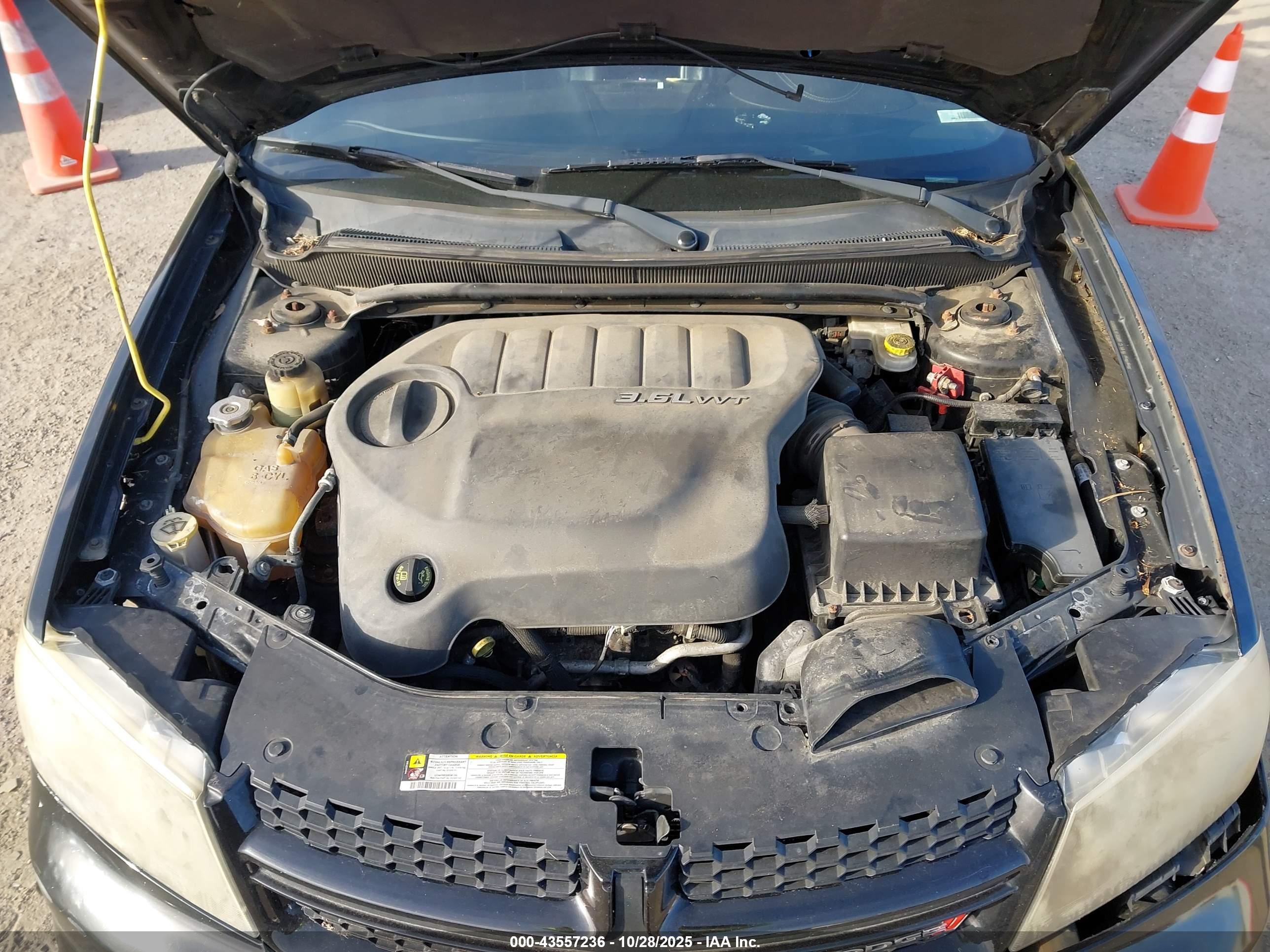 DODGE AVENGER image 10