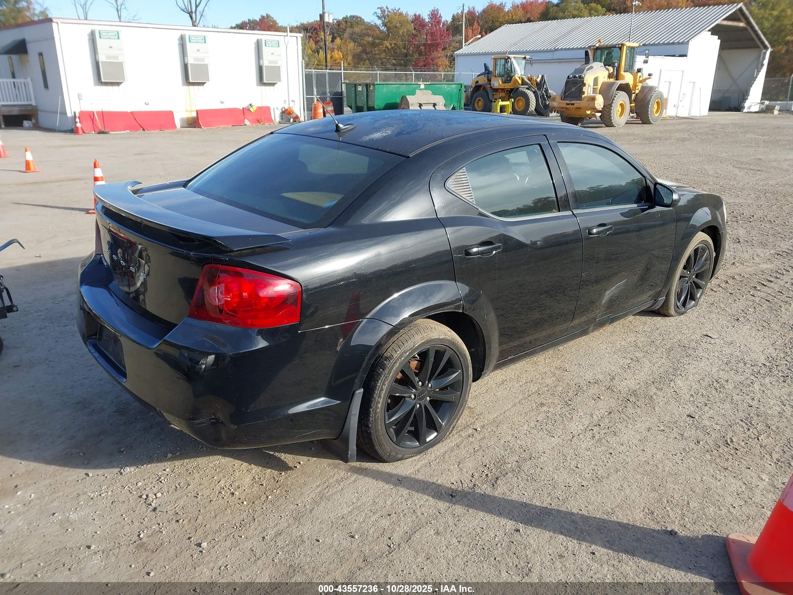 DODGE AVENGER image 4