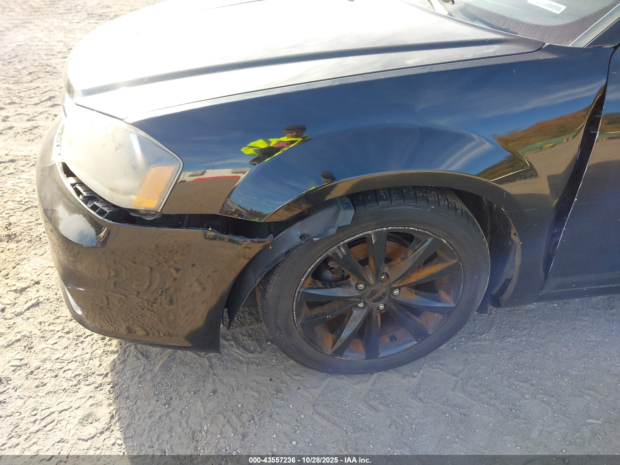 DODGE AVENGER image 6