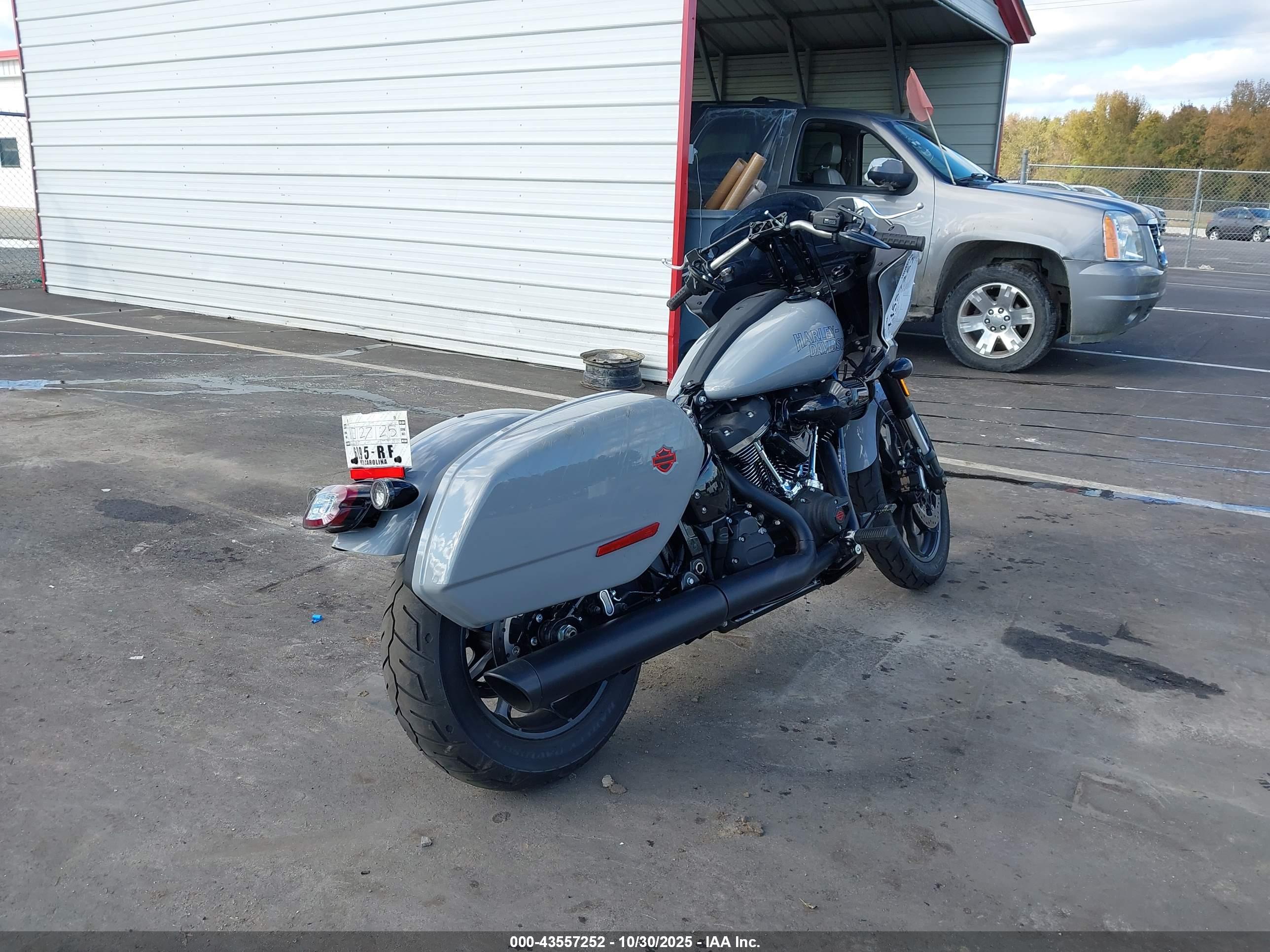 HARLEY-DAVIDSON FXLRST image 4